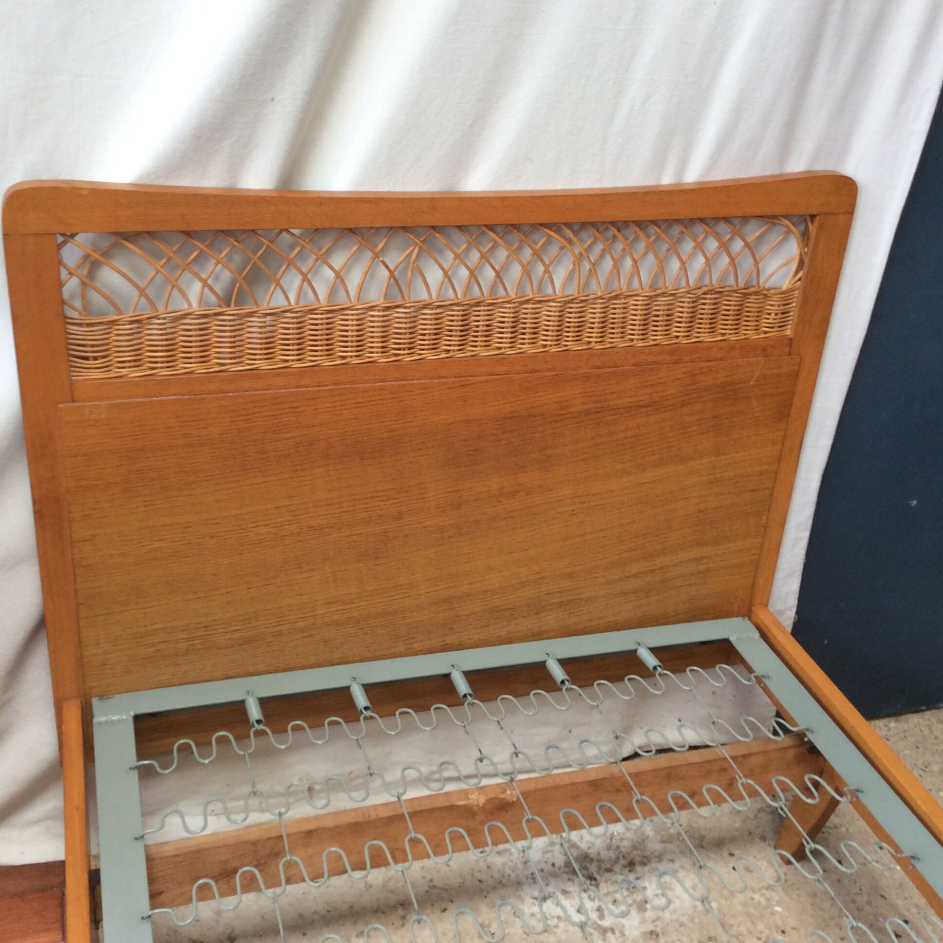 Bed in wood and rattan of the 50/60