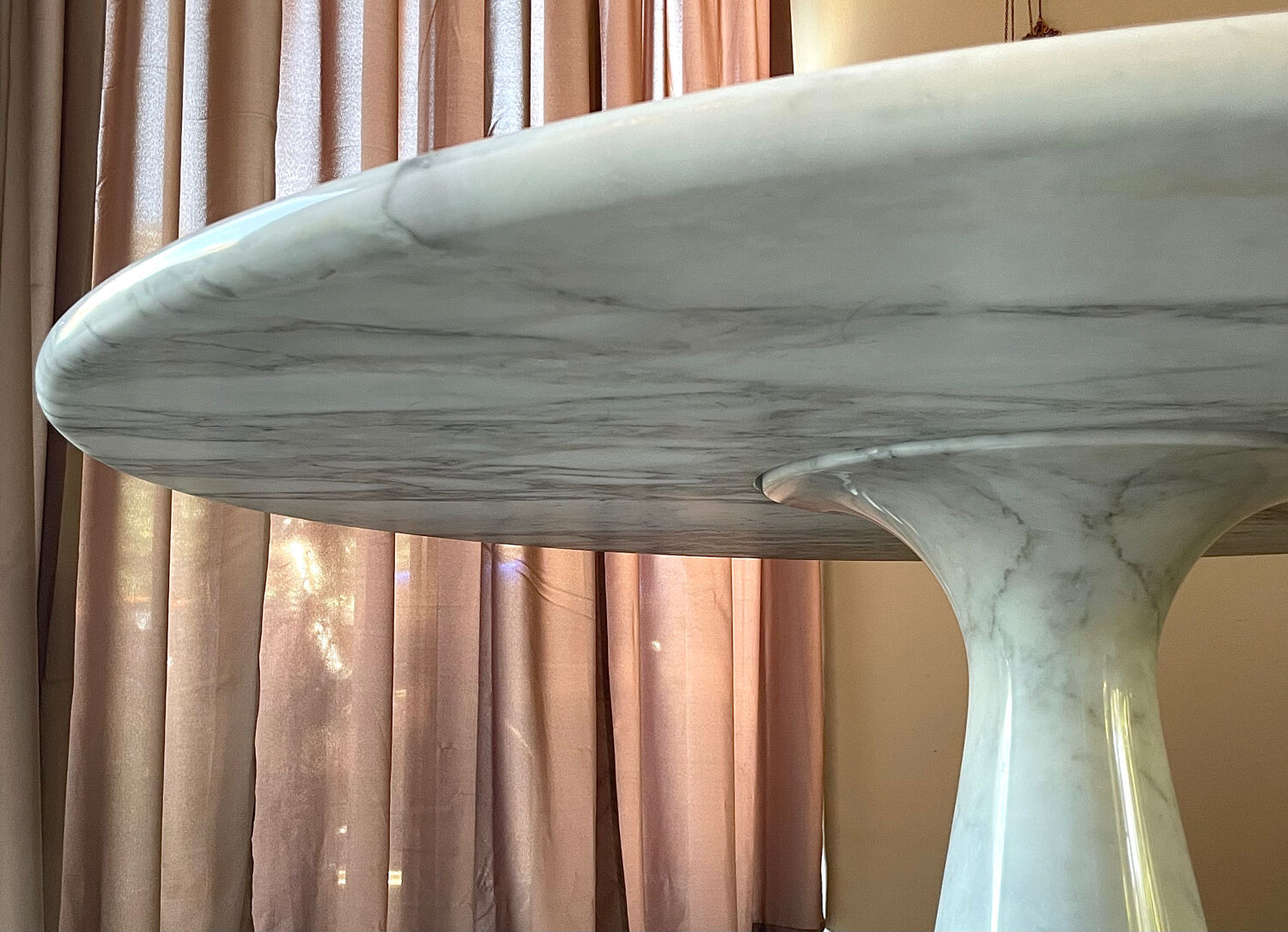 Angelo Mangiarotti white marble dining table model M1