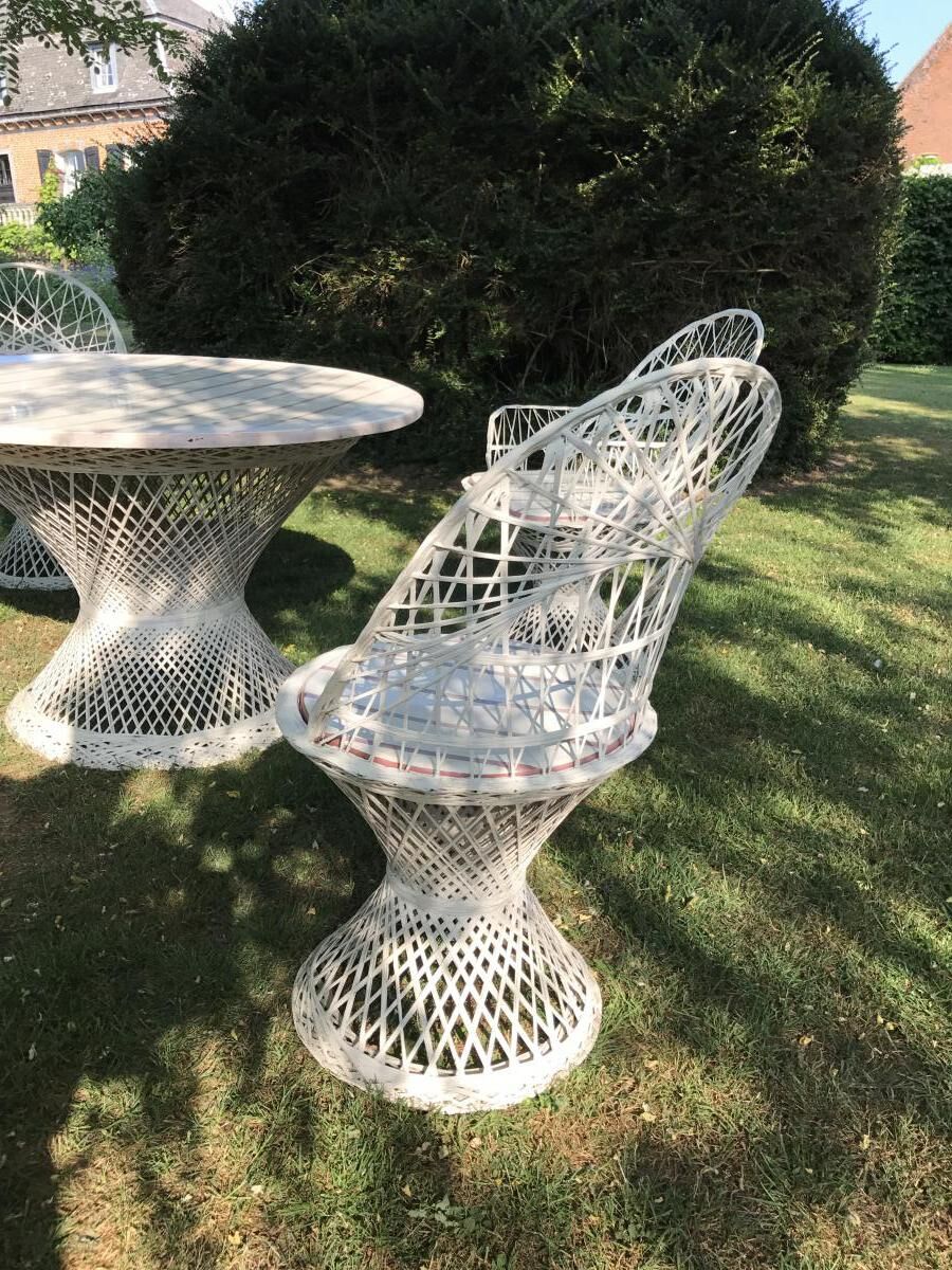 all of garden with three chairs a table and two chairs 80s