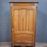 Louis XV style wardrobe in solid wood.