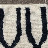 Tapis berbere noir et blanc taille 100 x 200 cm