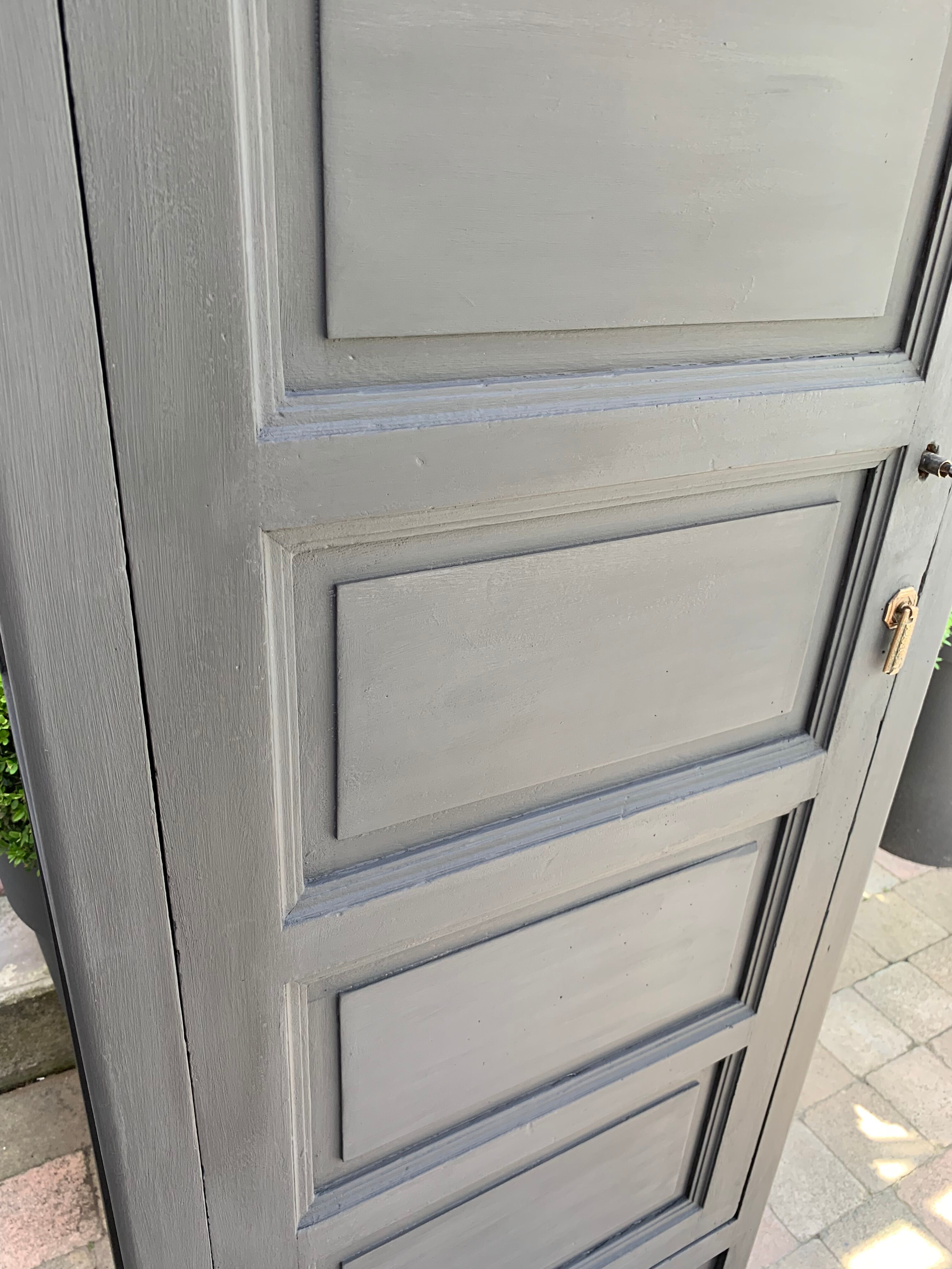 Parisian wardrobe cap 30 's