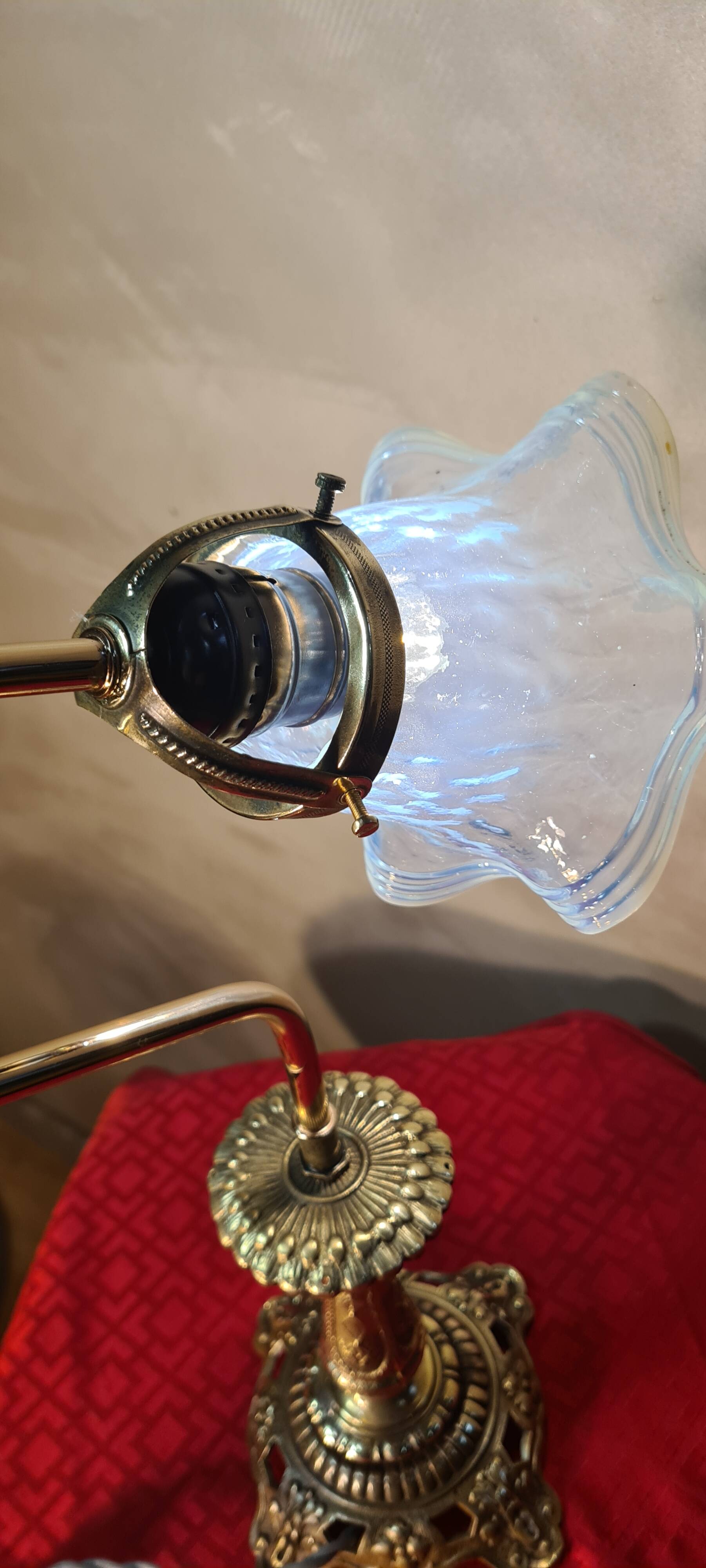 bronze art nouveau tulip lamp with translucent blue lace glass 39x25 cm