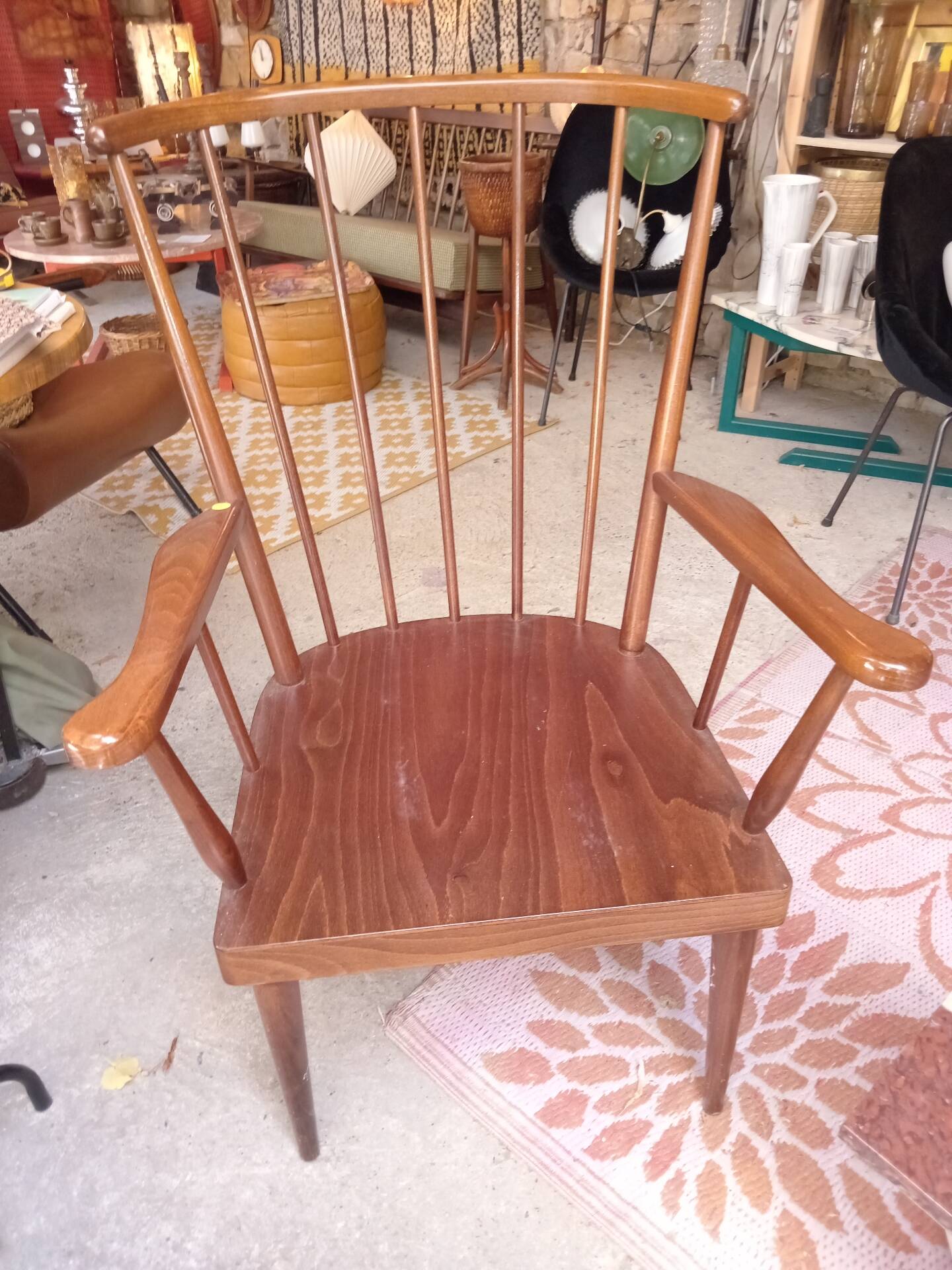 Baumann fan chair