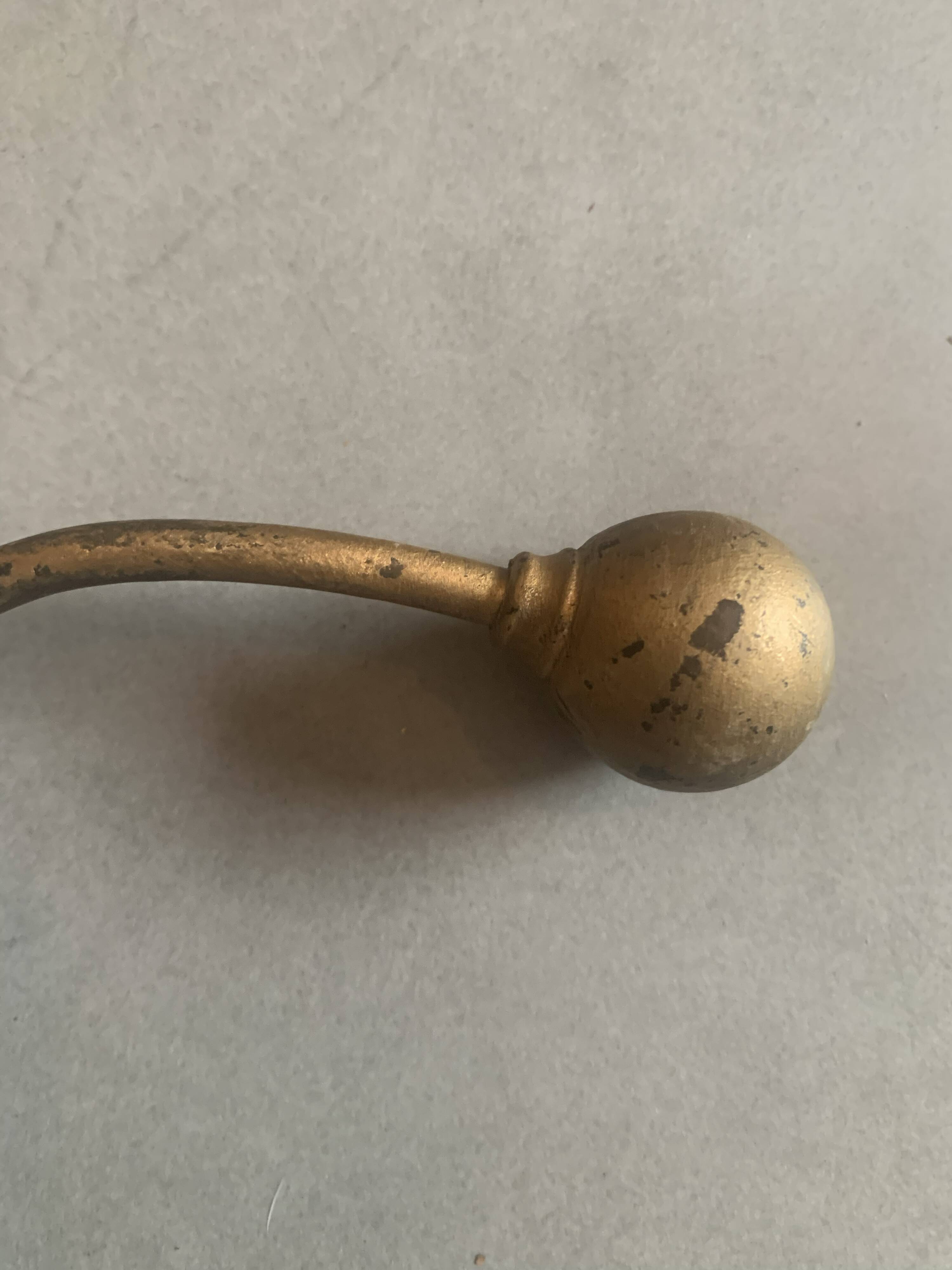 Paire de patères porte manteaux en laiton