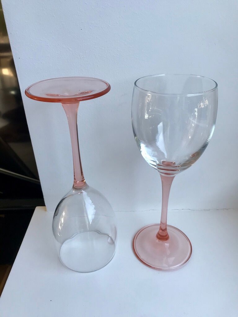 Set of 6 wine glasses with pink feet 70s