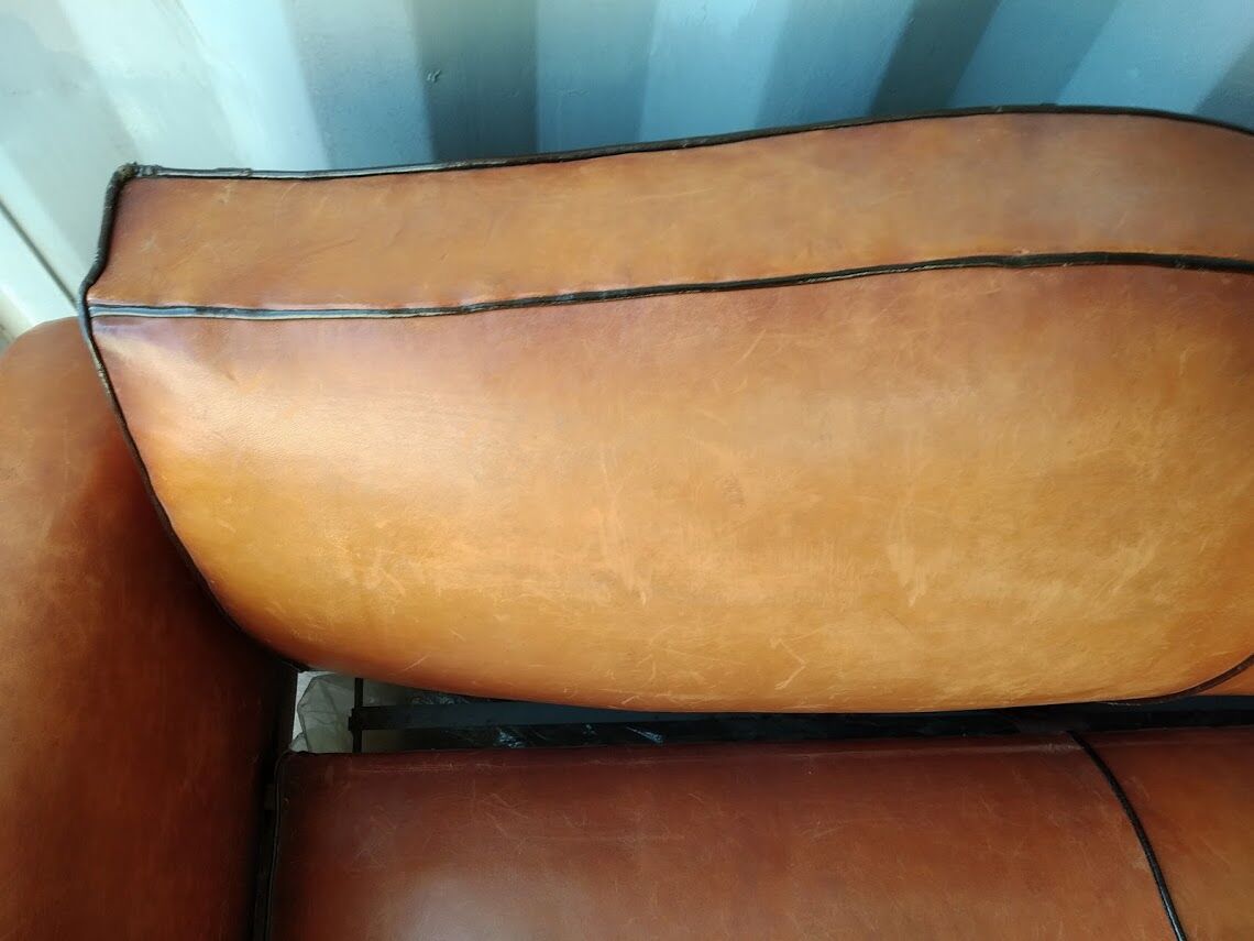 Moustache club sofa in leather, 40s