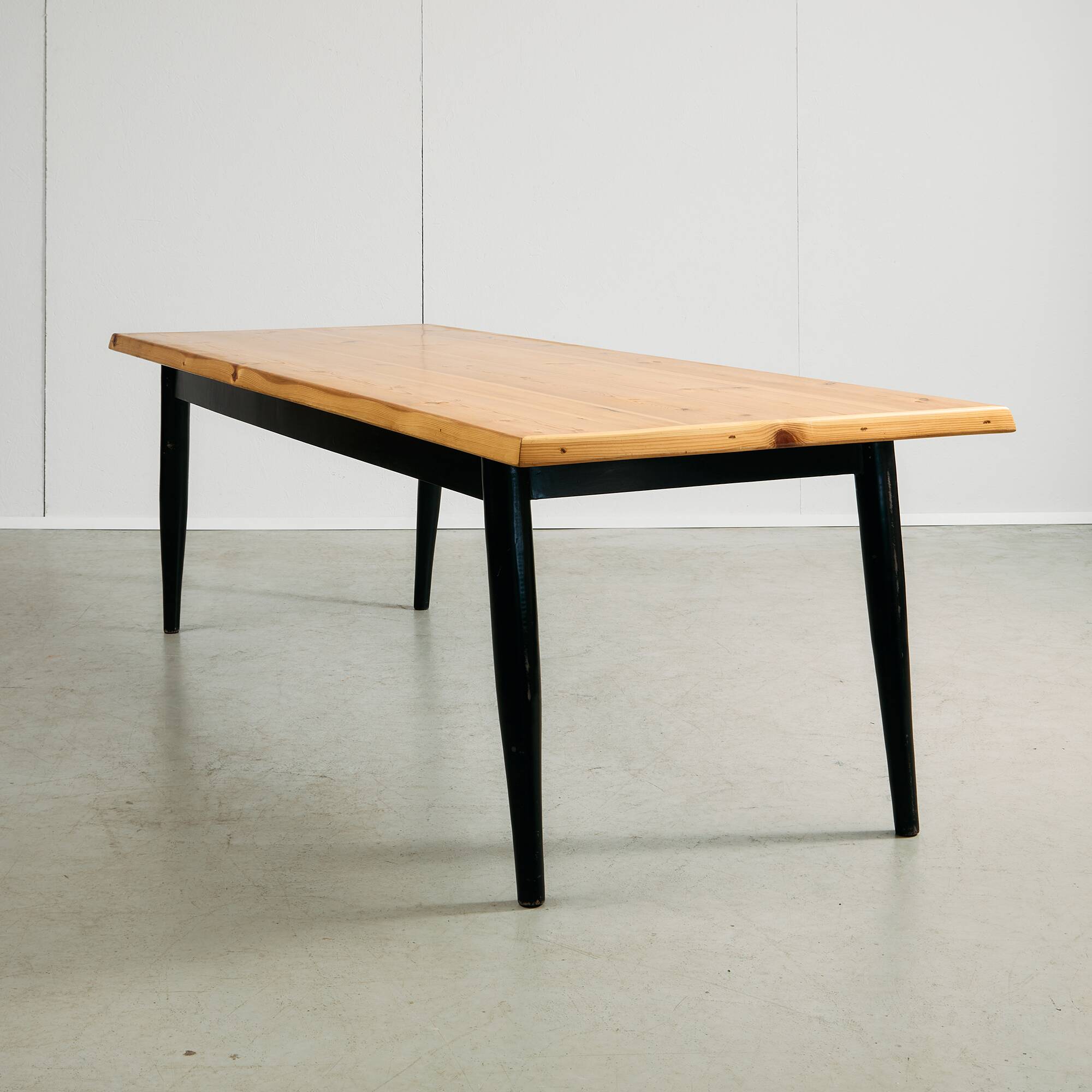 Long Canadian Pine Table with Black Legs