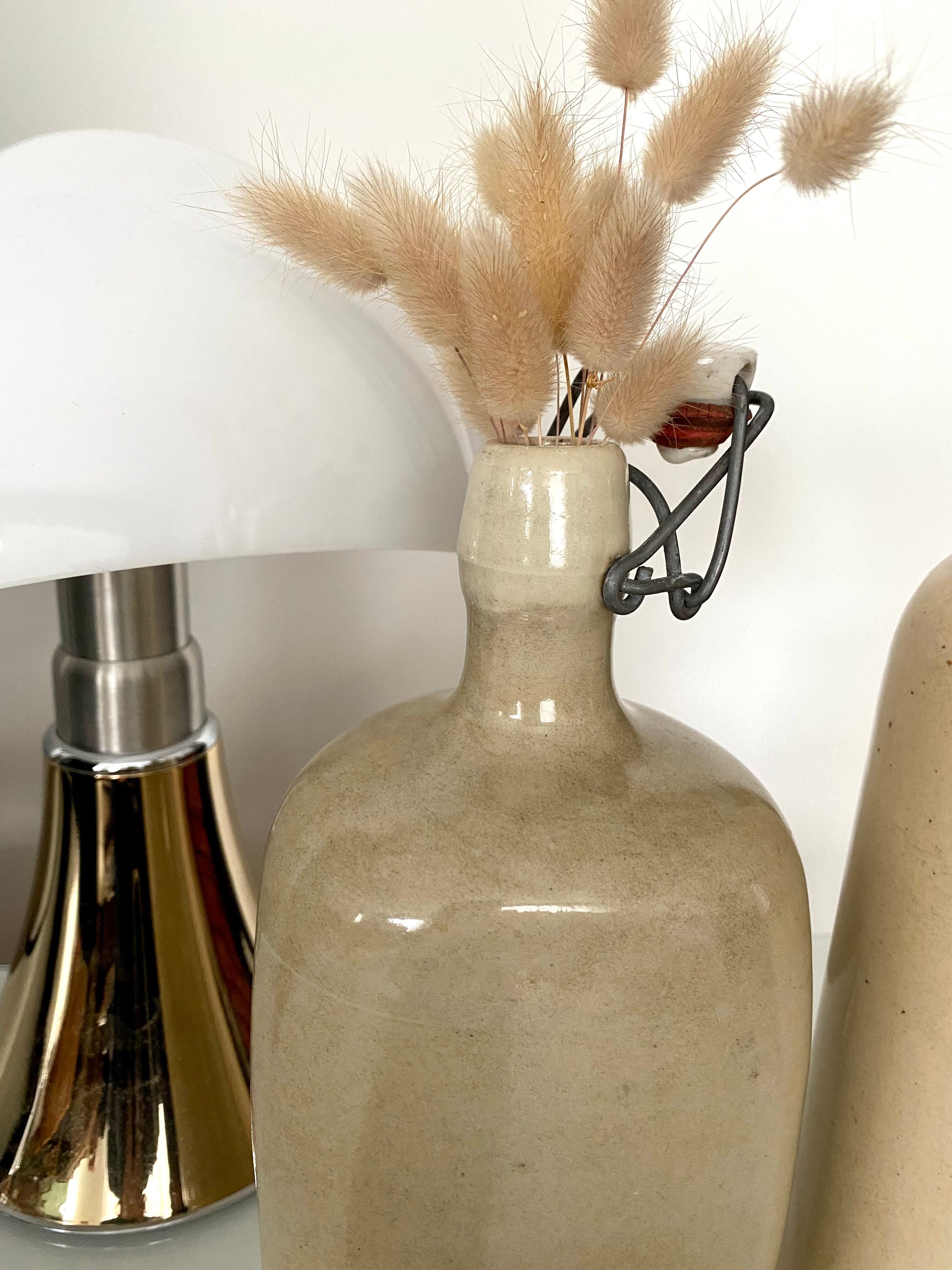 Set of 2 enamelled sandstone bottles