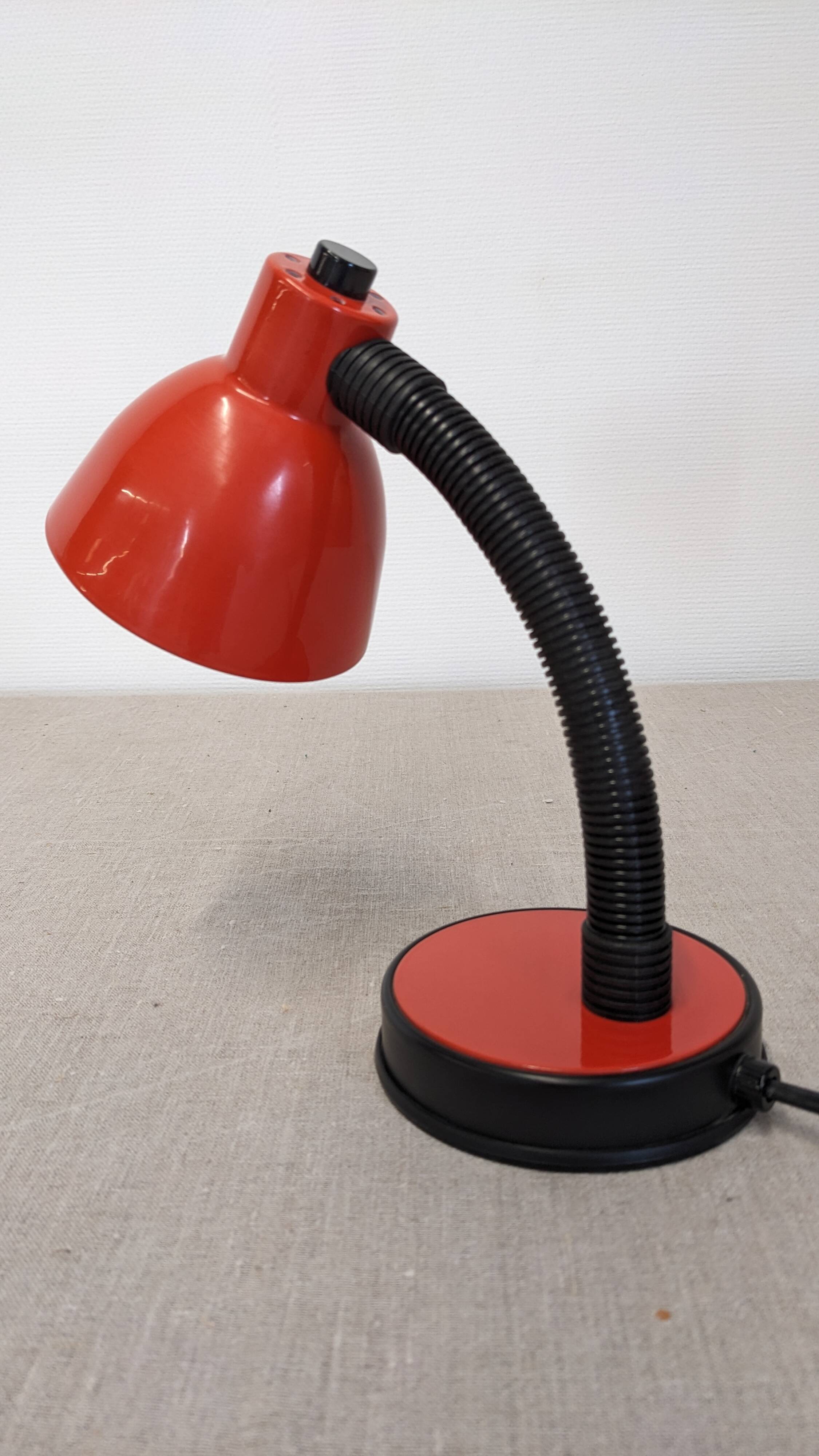 Articulated desk or bedside lamp by Veneta Lumi, Italy circa 1980.