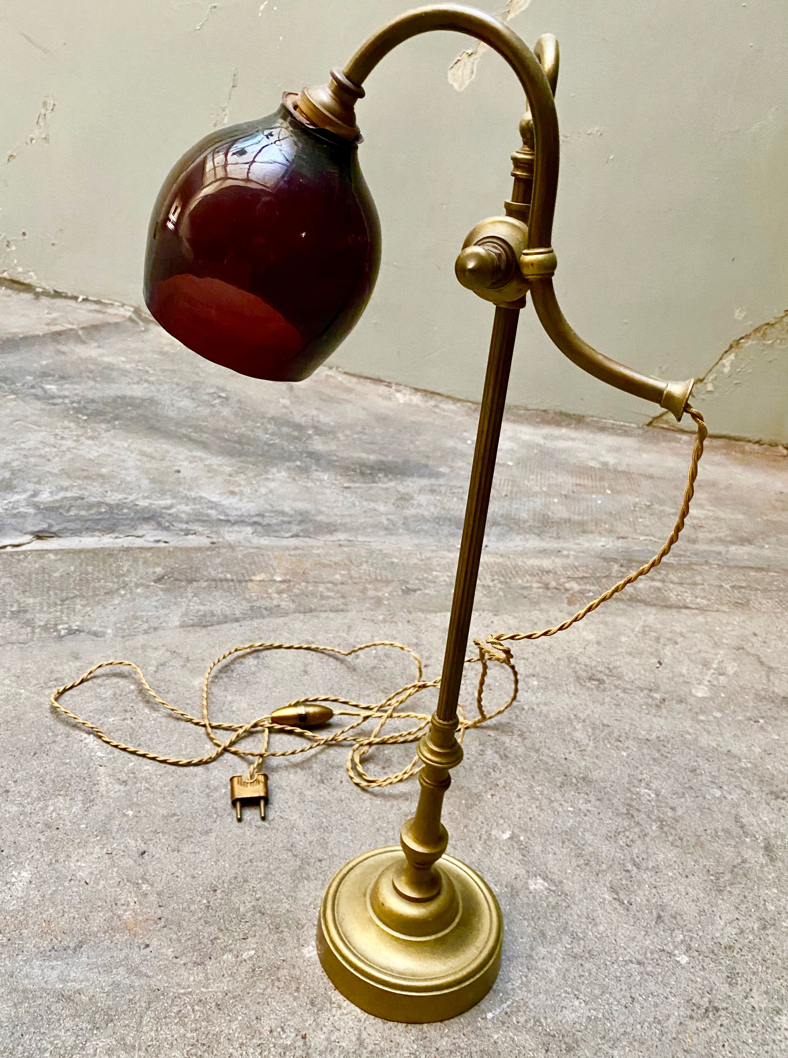 Authentic art nouveau office lamp