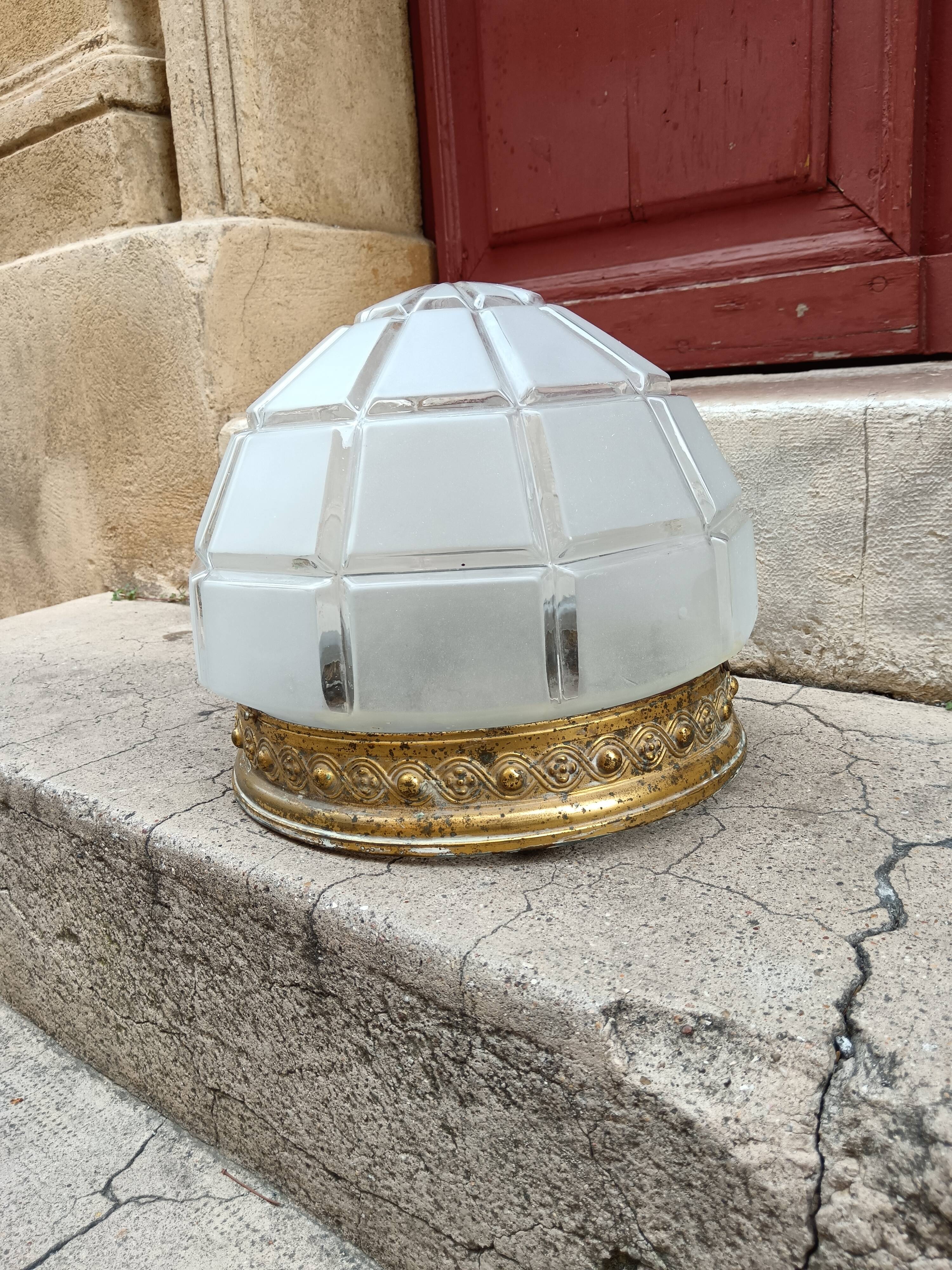 Lamp / Art Deco Ceiling Light