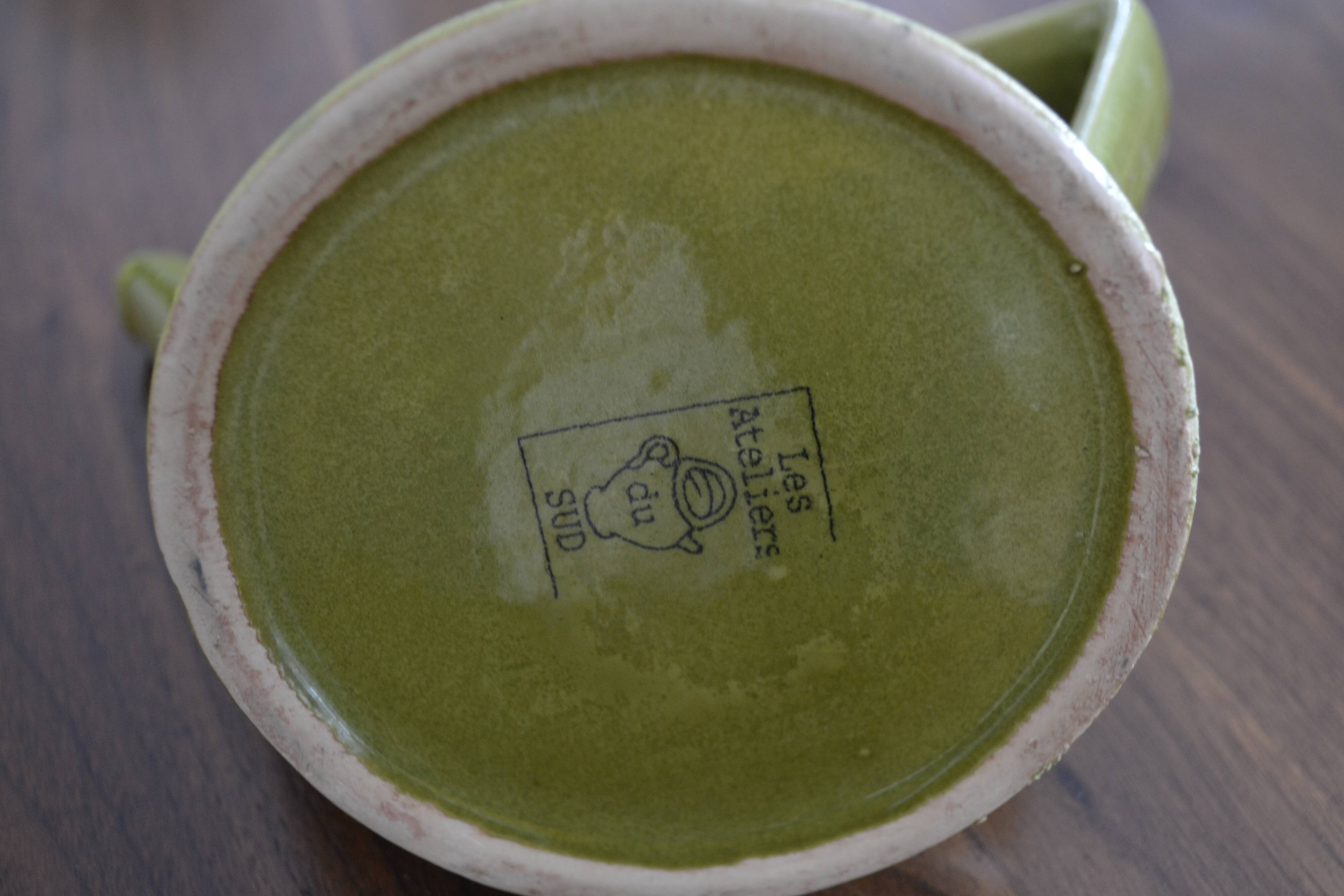 Bottle for olive oil