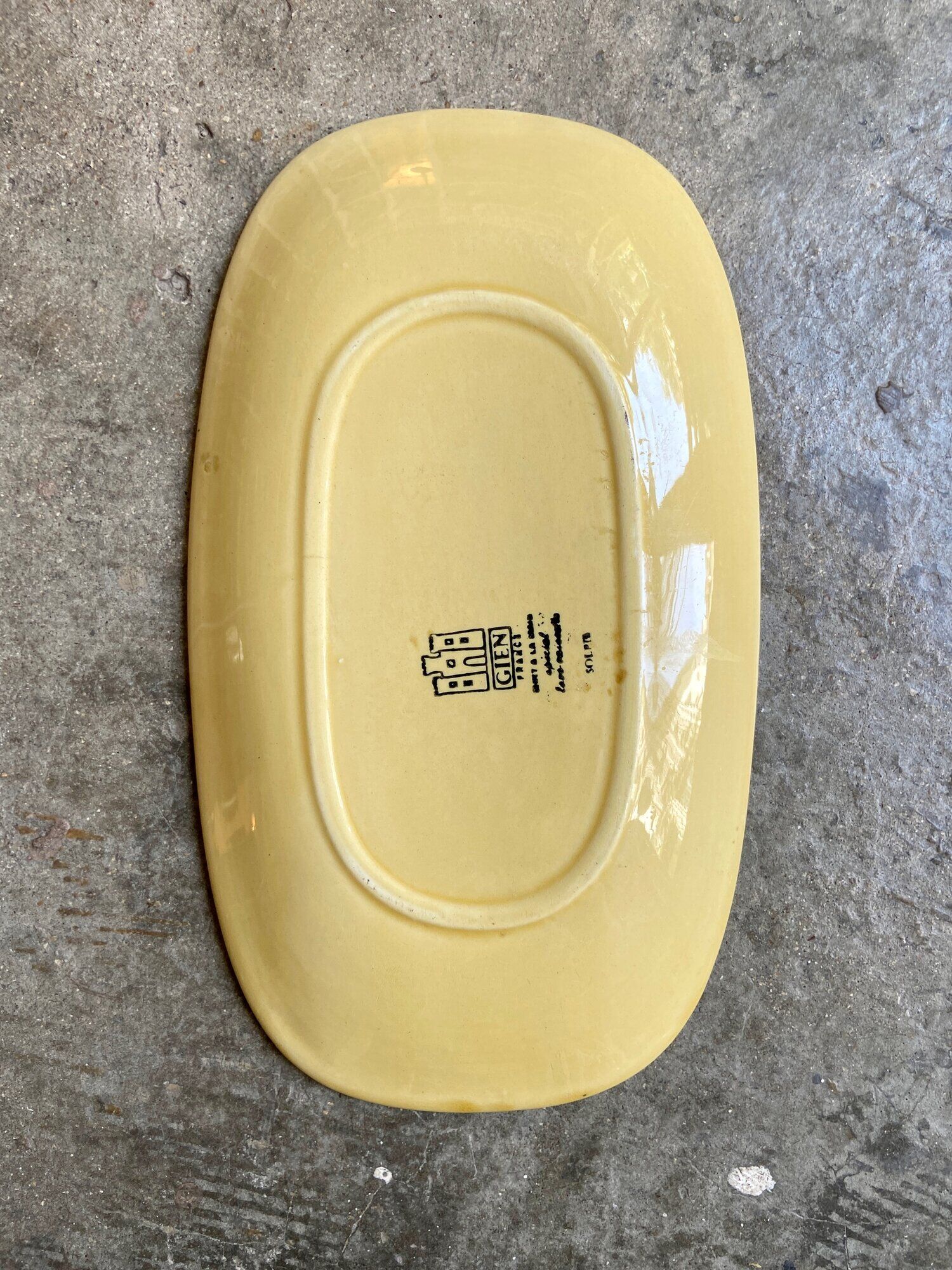 Gien hand-painted earthenware dish, "Soleil" service