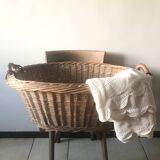 XL wicker laundry basket