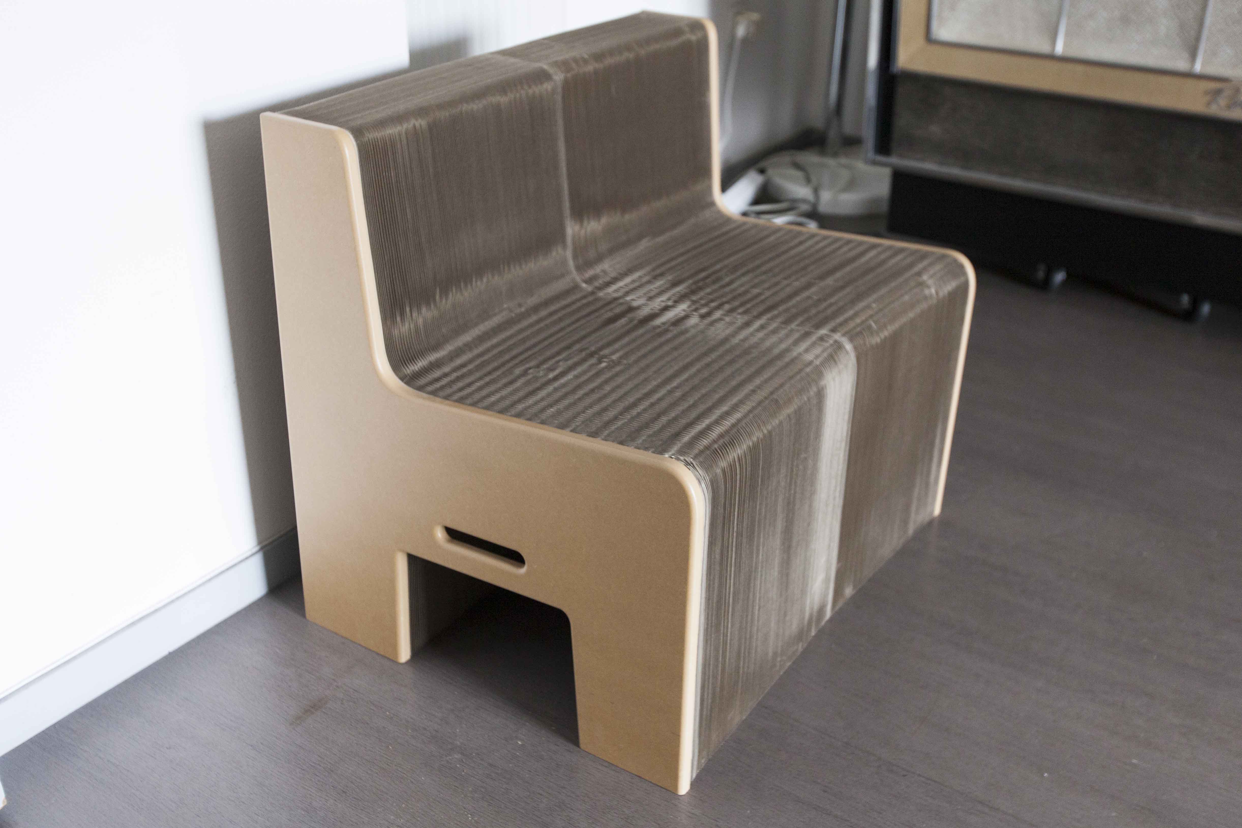 Vintage Extendable Seat The Flexible Love by Chishen chiu 2009