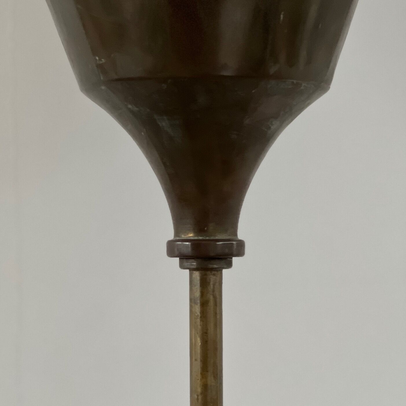 English mid-century brass floor lamp uplighter