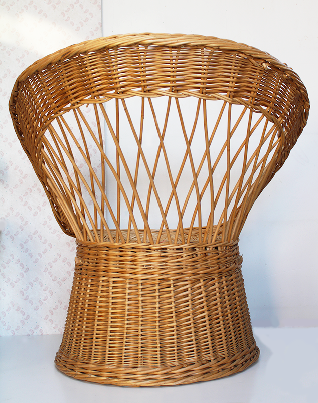 Rattan armchair back fan