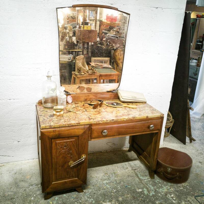 Art deco dressing table