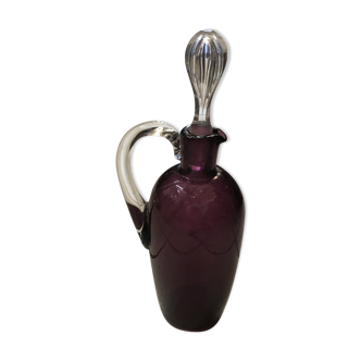 Carafe en cristal mauve