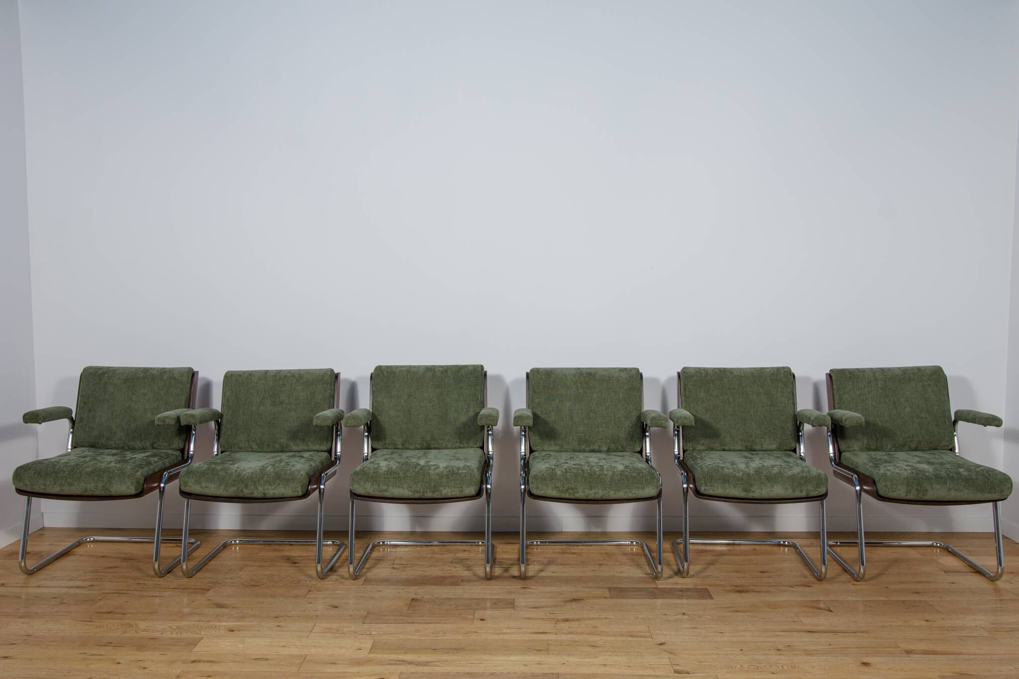 Chrome and Teak Chairs by Gordon Russell, United Kingdom, 1970s, Set of 6