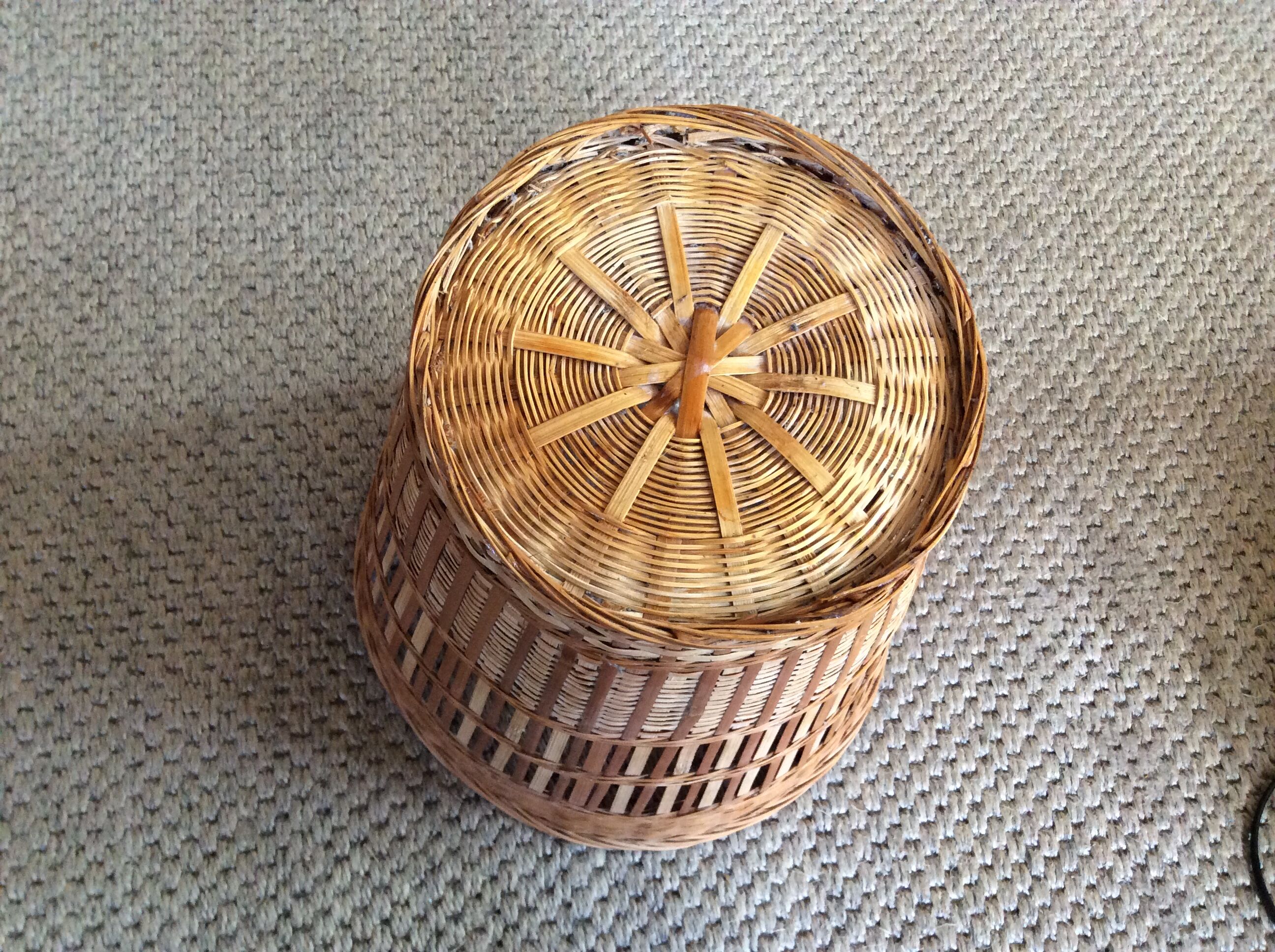 Wicker basket