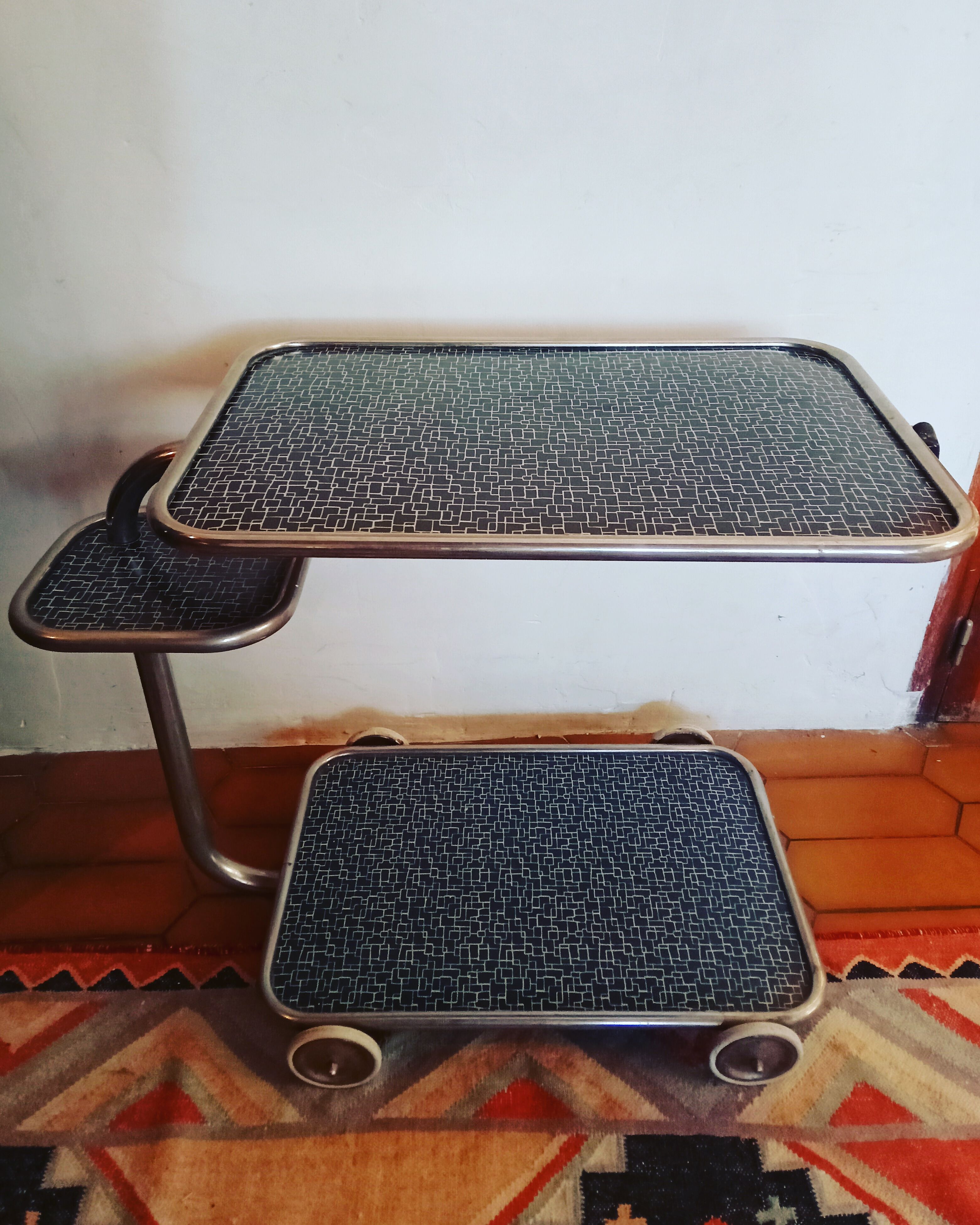 Vintage chrome service