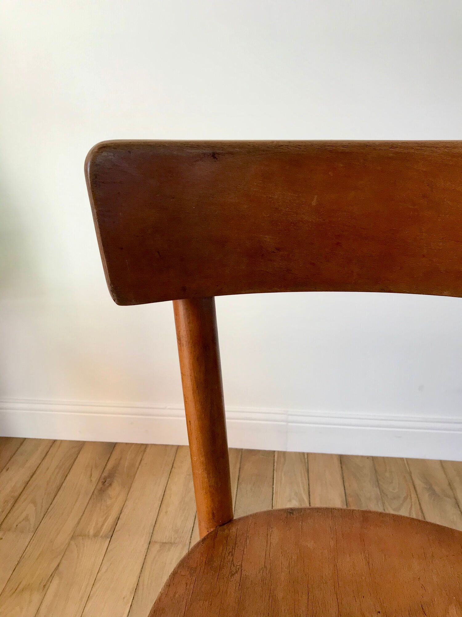 Thonet bistro chair in curved wood early twentieth century