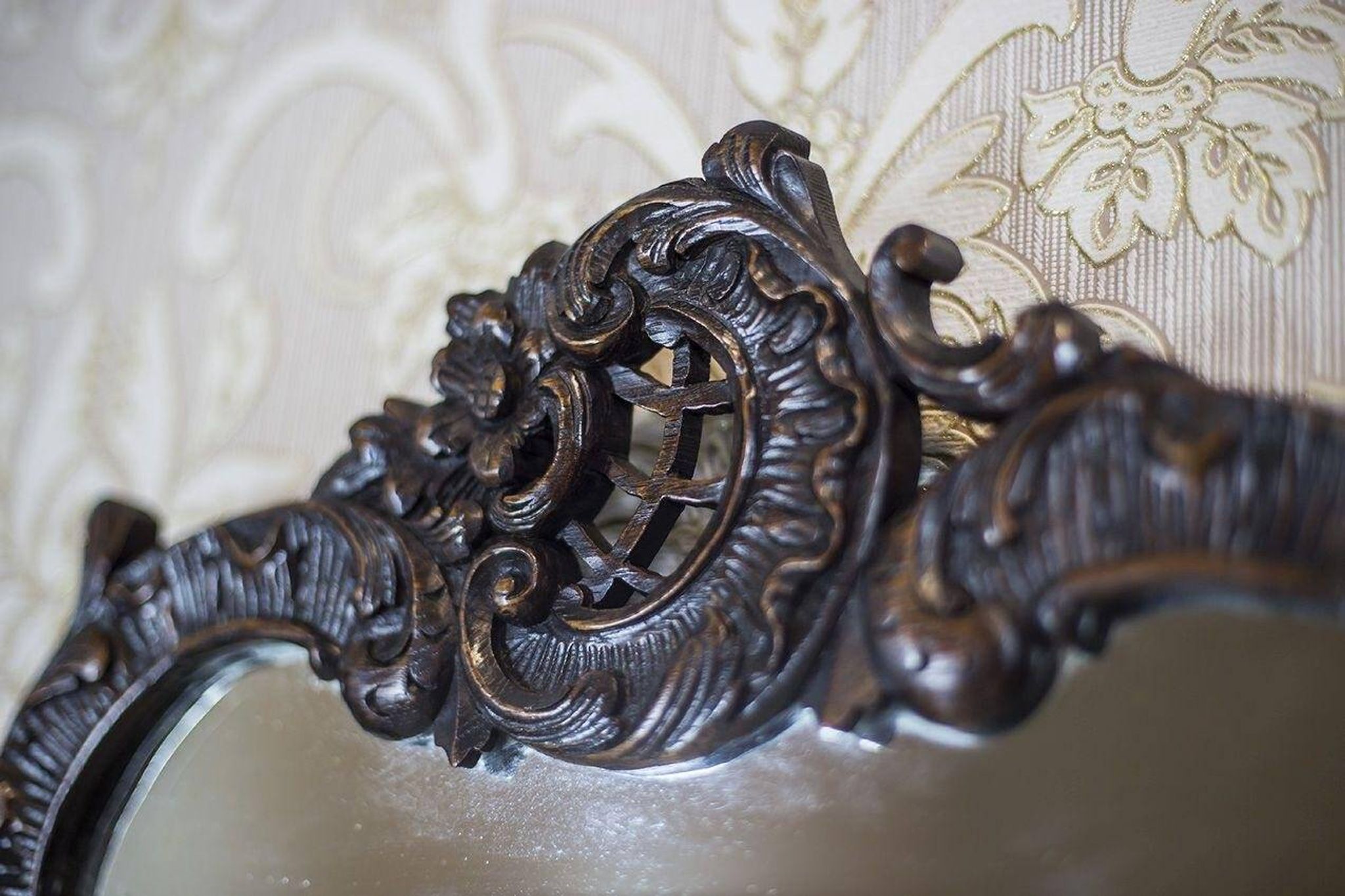 Miroir à cadre néo-rococo, années 1930