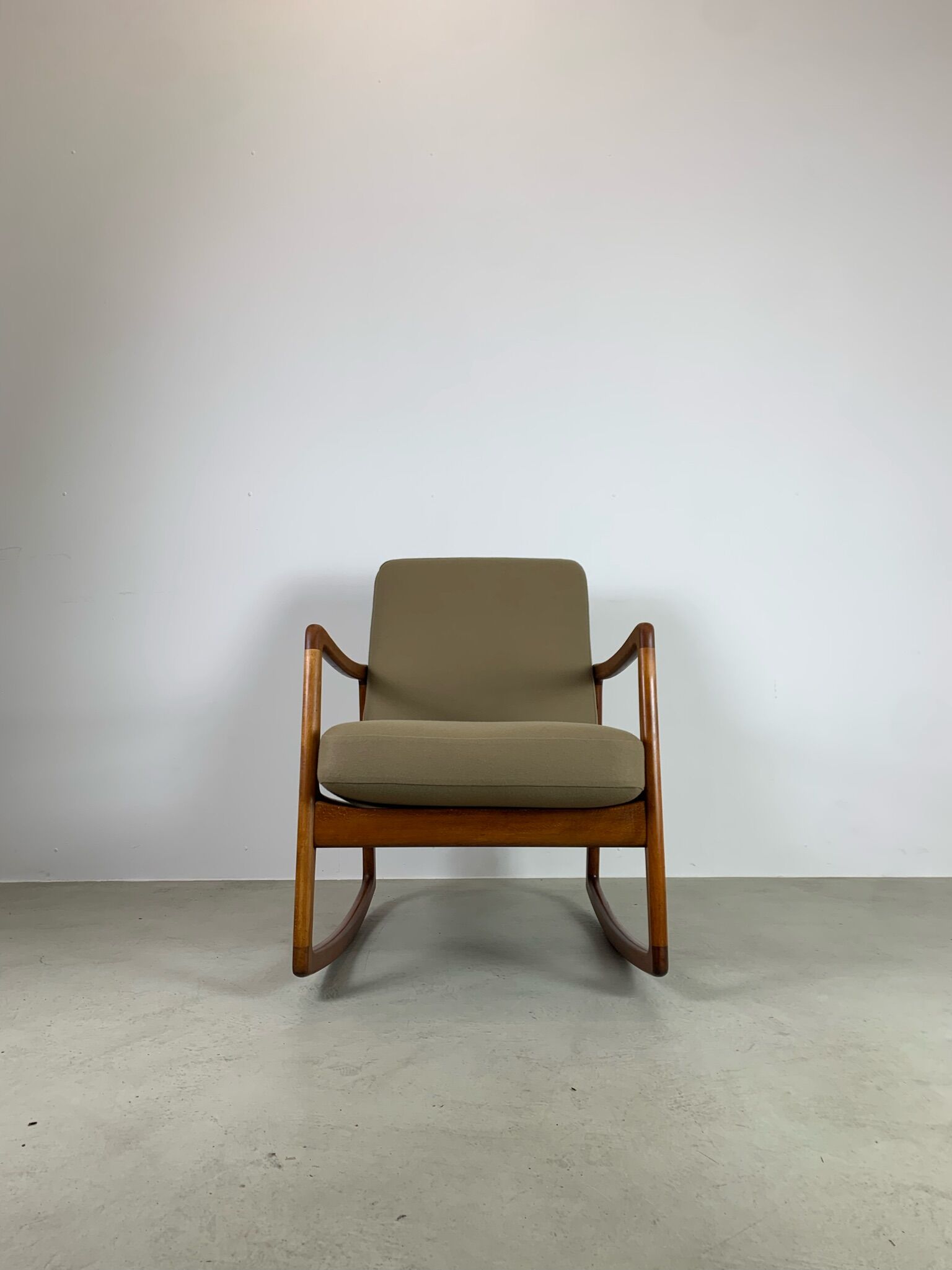 Rocking chair model 166 "senator" by Ole Wanscher for France and Daverkosen, Denmark, 1960s