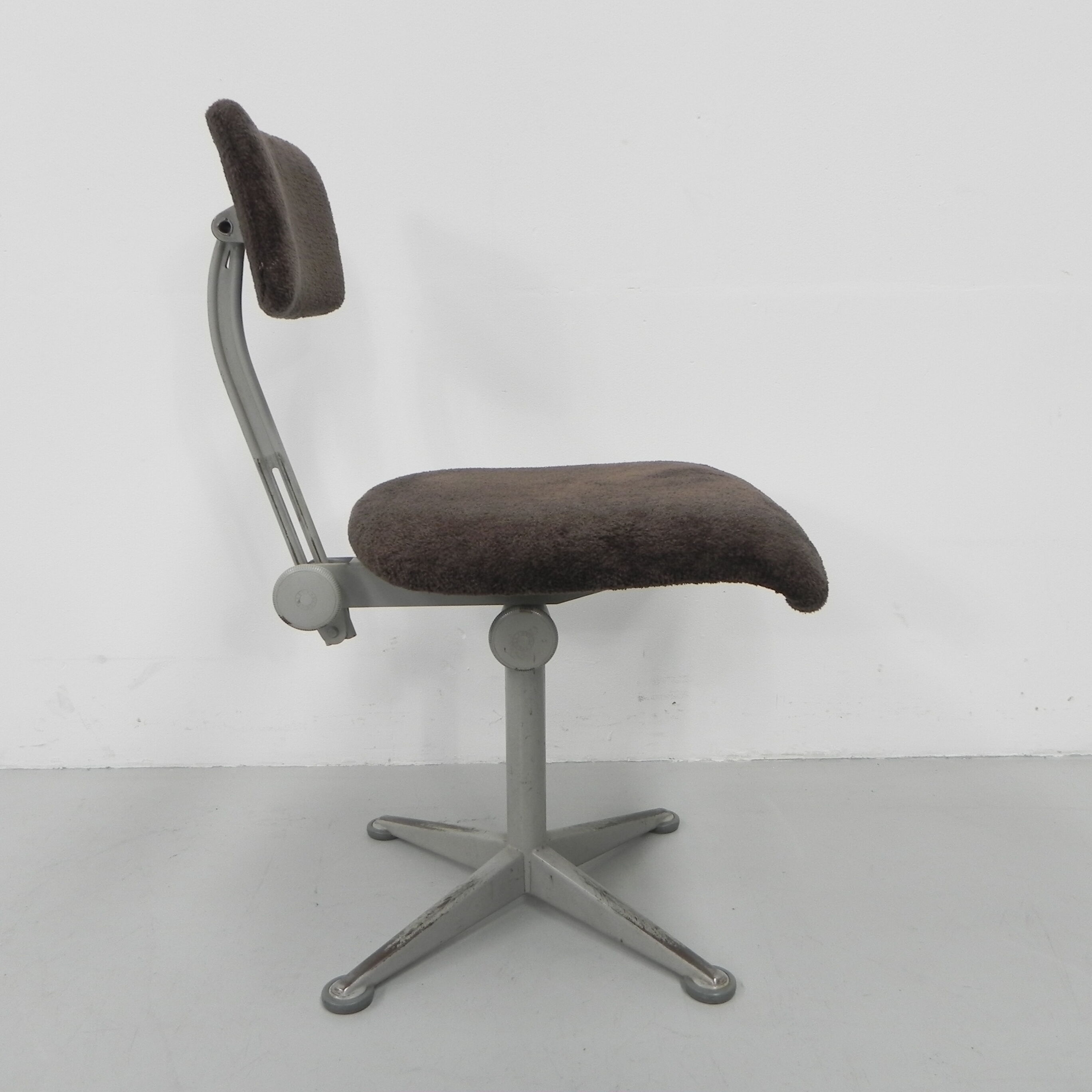 Studio chair, architect's chair Ahrend de Cirkel