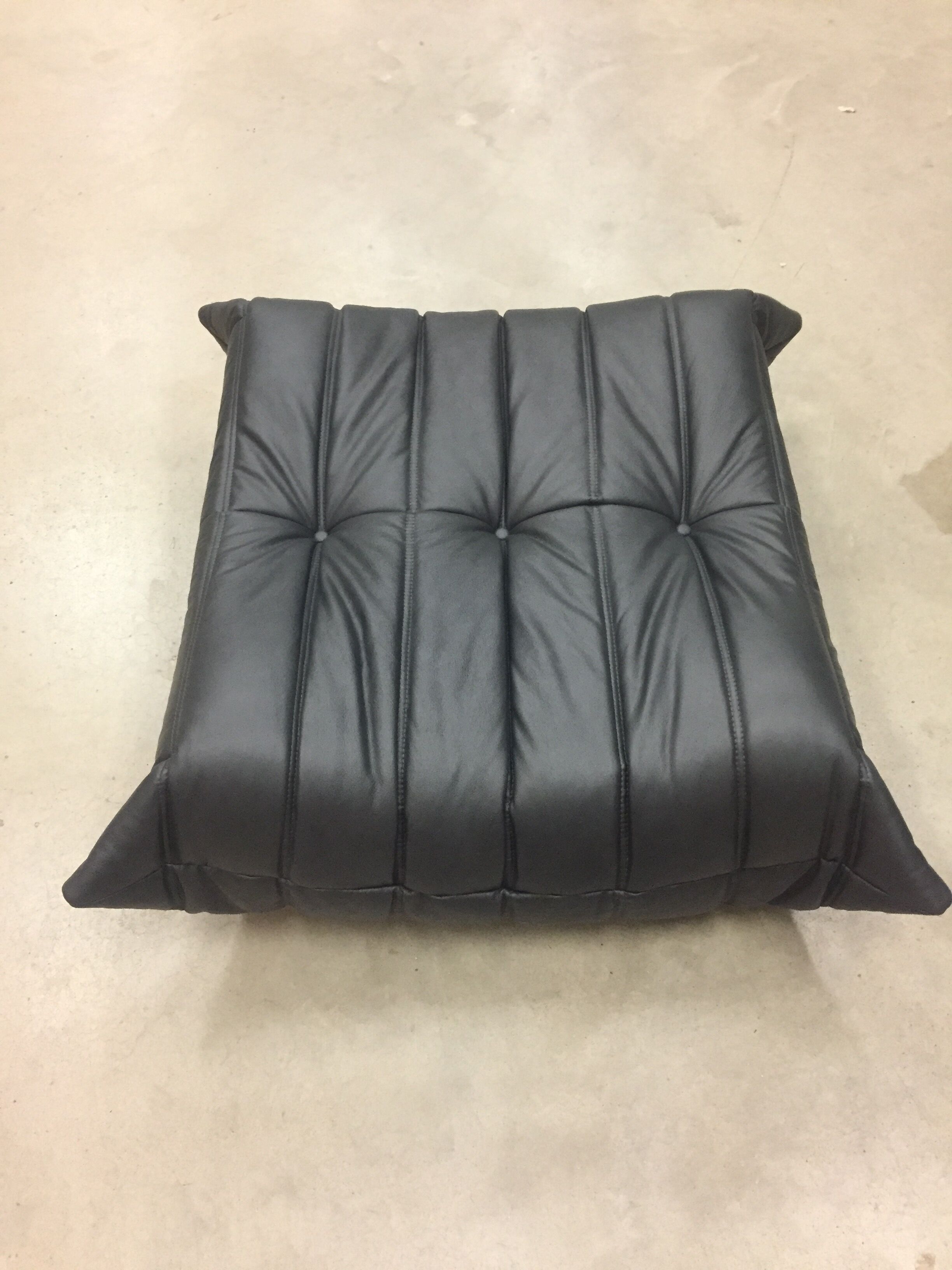 Togo sofa set model designed by Michel Ducaroy 1973