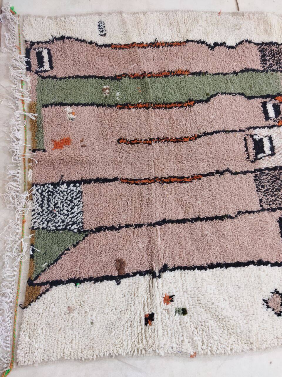 Handmade Moroccan Berber rug 280 x 150 cm