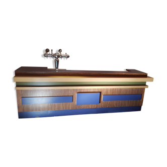 Bar counter