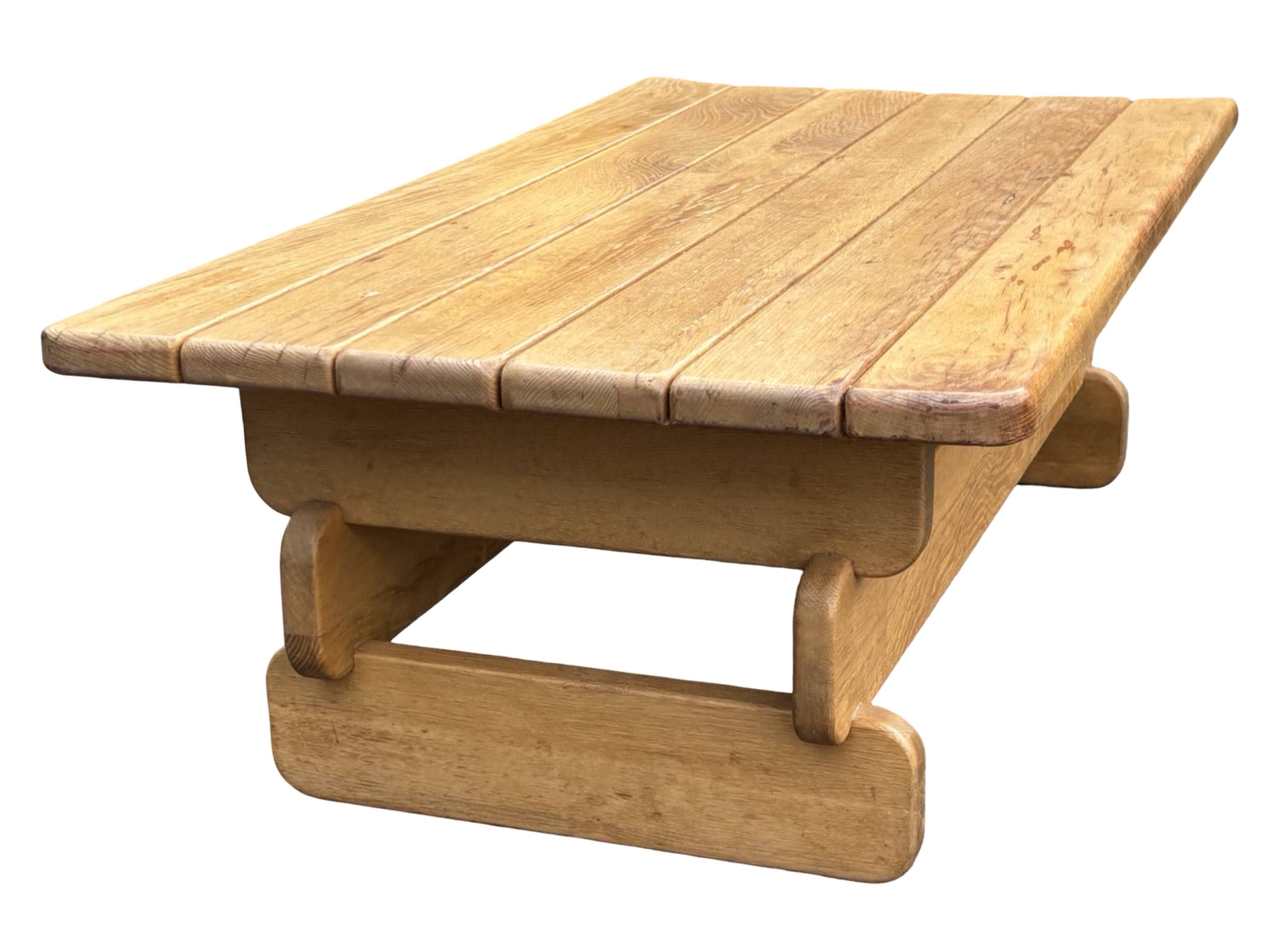 Table basse brutaliste, années 70
