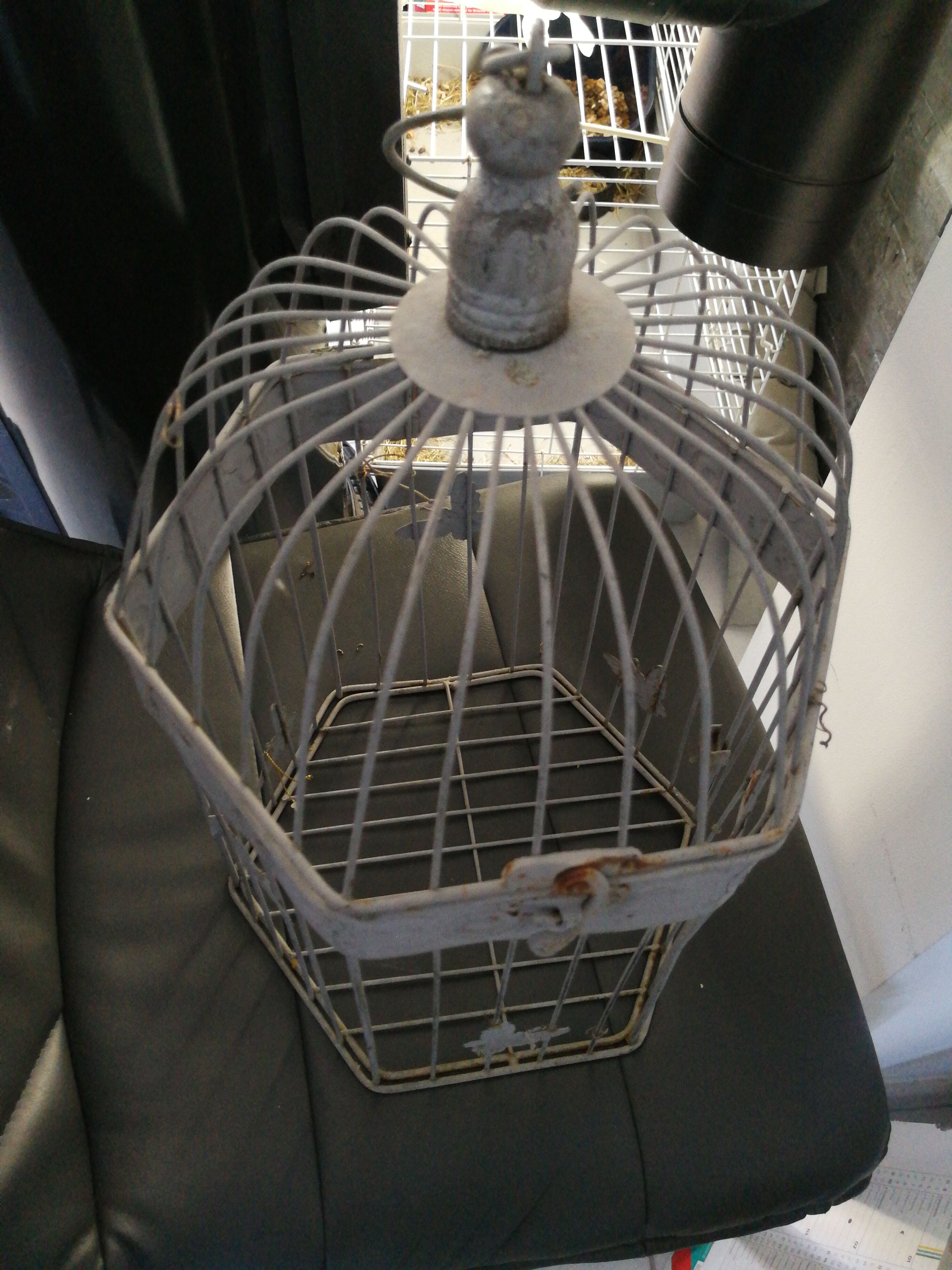 Metal cage