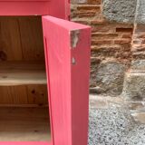 Pink Parisian buffet