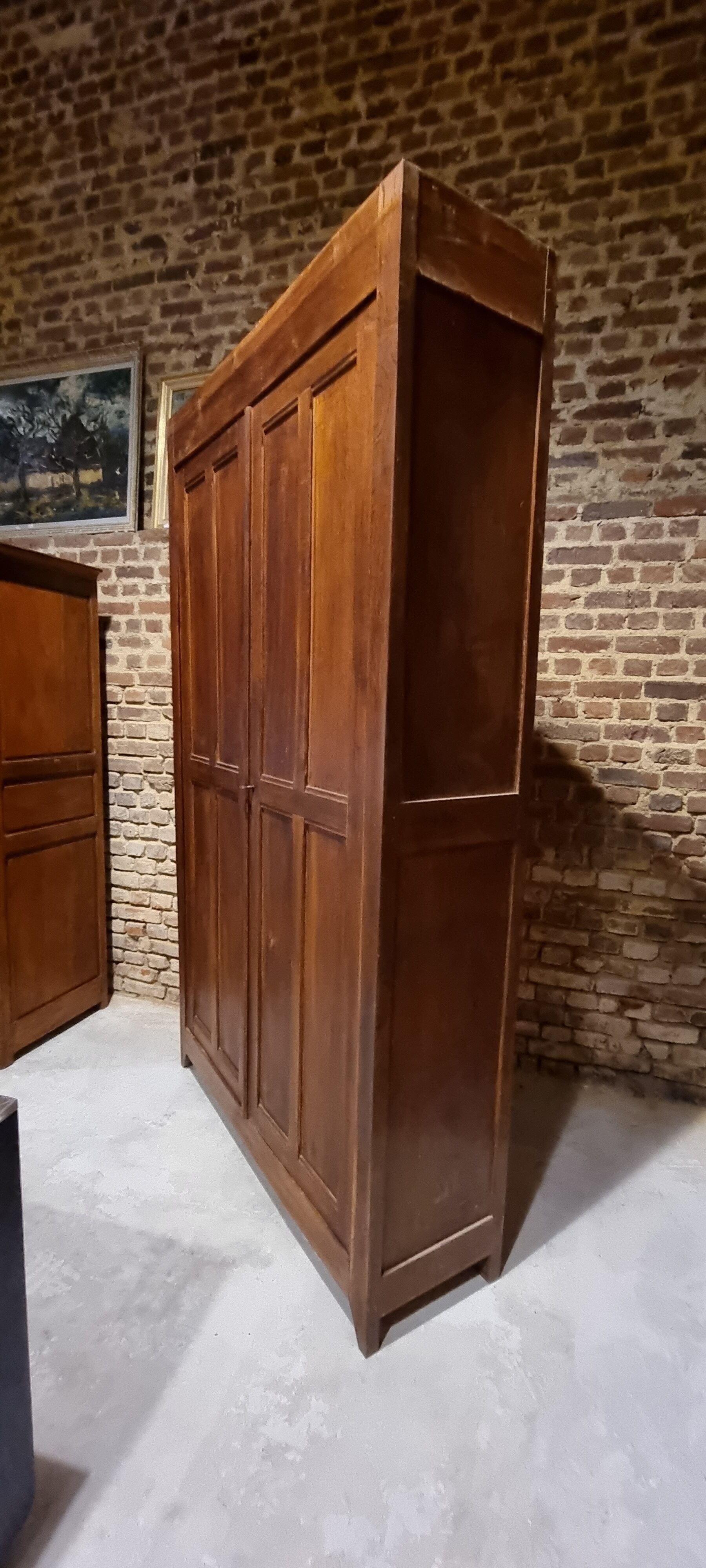 Parisian wardrobe in solid wood