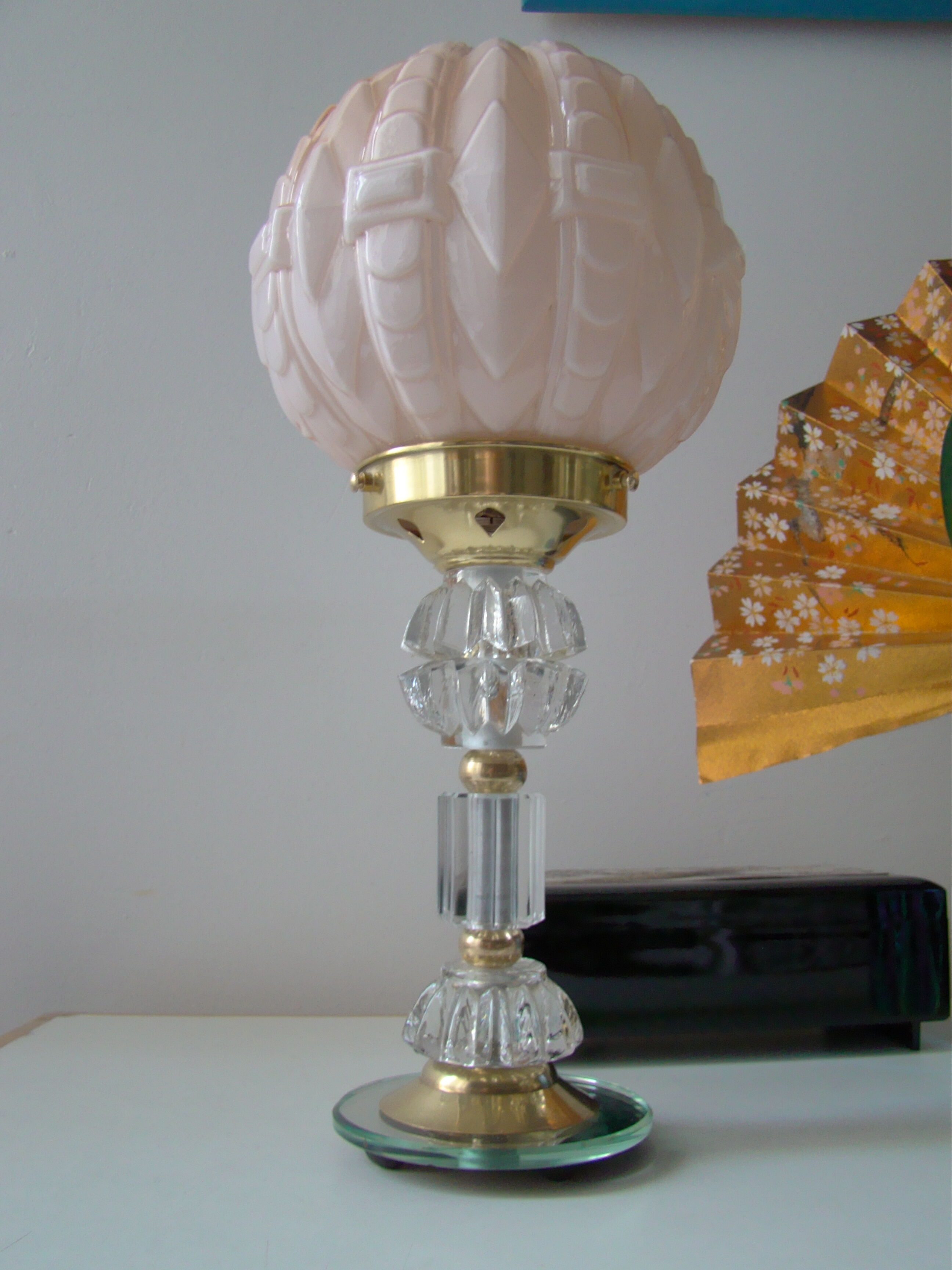 Art Deco lamp pink foot in cut crystal