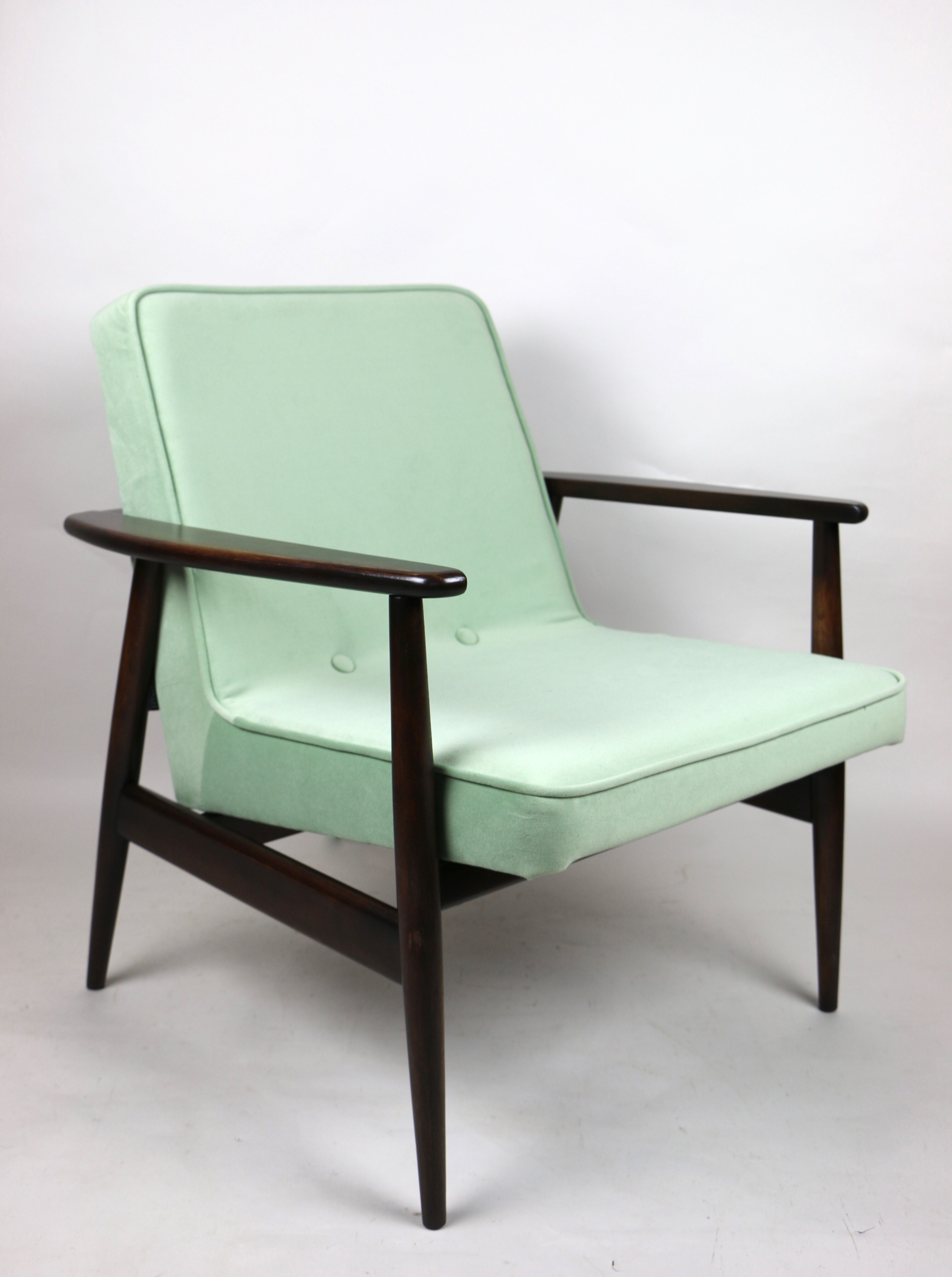 Chaise longue vintage vert clair GFM63 par J.Kedziorek, années 1970
