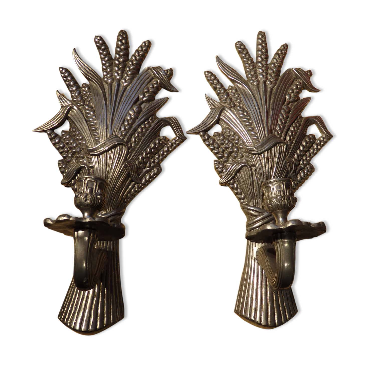 Ancient pair Apply Mural Push in tin wheat bouquet