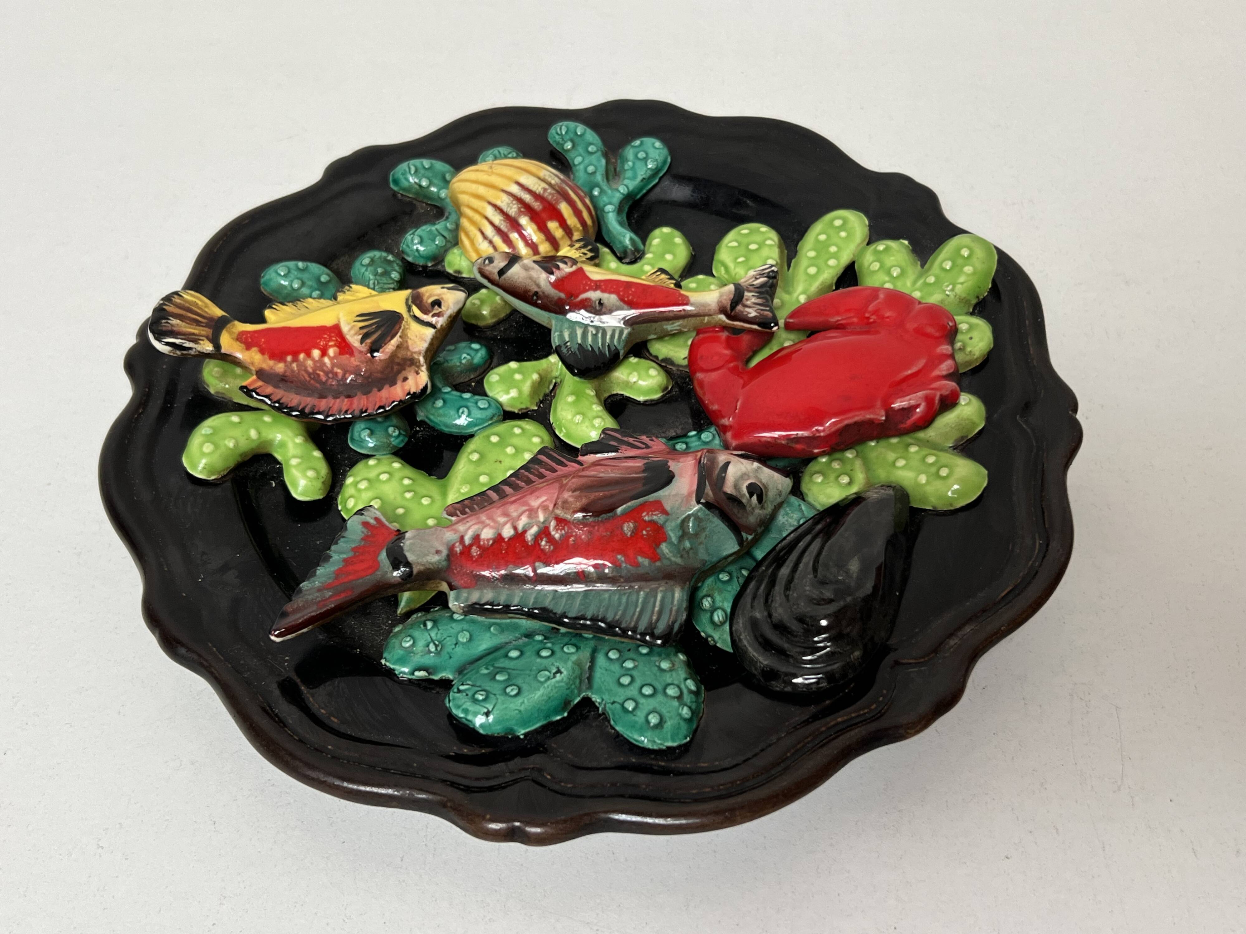 Trompe l'oeil plate, vallauris ceramic, 20th century, fish and shells