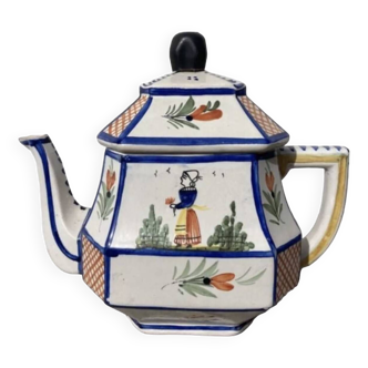 Old Breton teapot Henriot Quimper