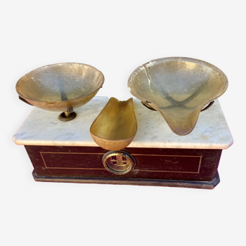 Old tobacco scale, or Apothecary horn trays