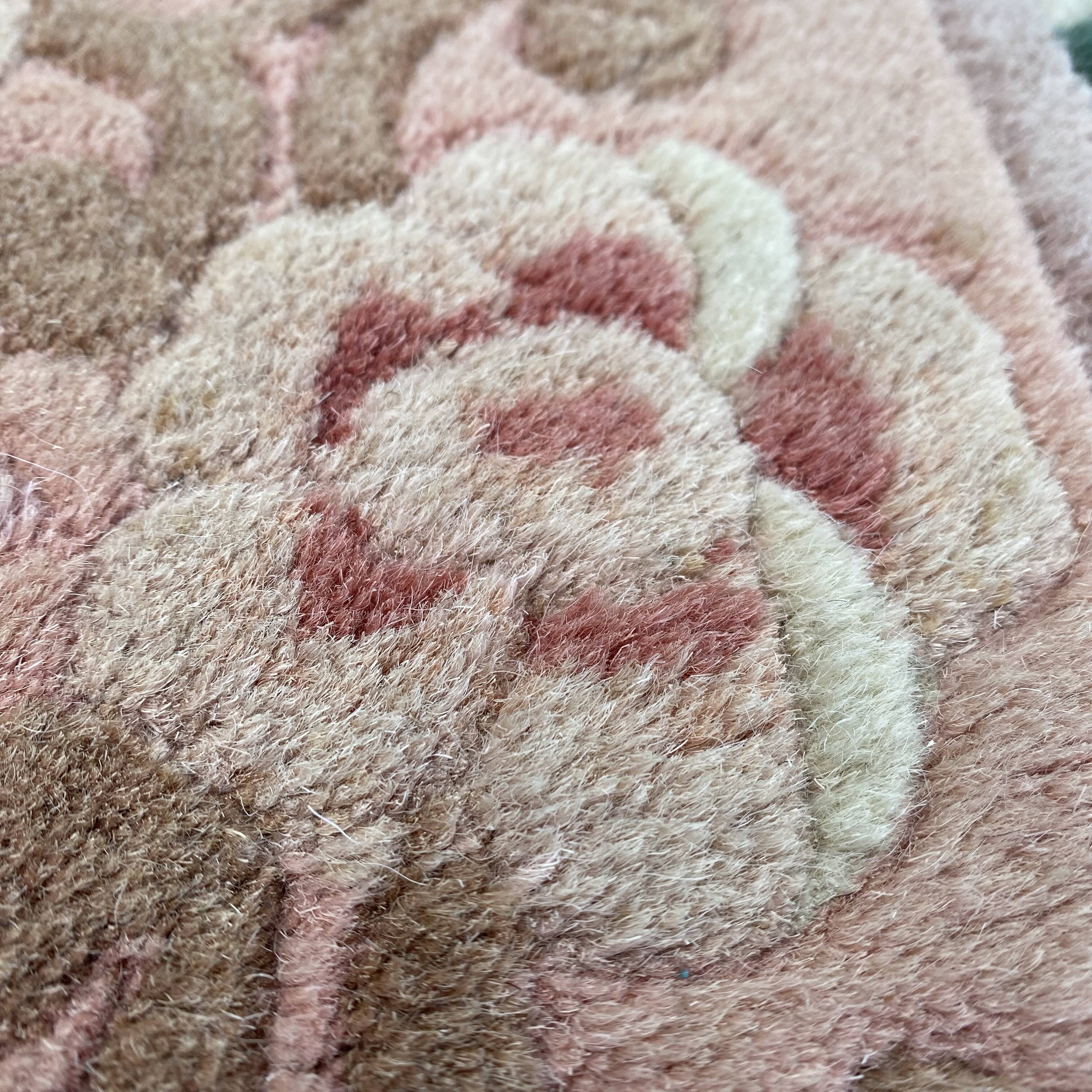 Vintage Chinese wool rug 60X92