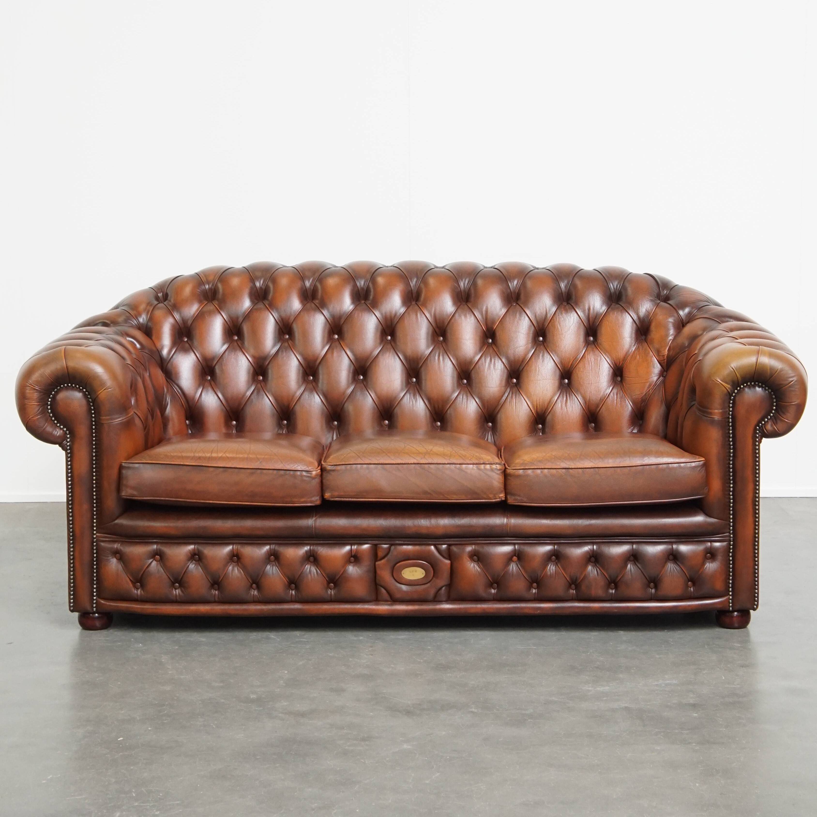 Chesterfield 2.5 seater sofa in brown English cowhide leather