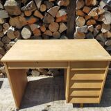 Renovated vintage office