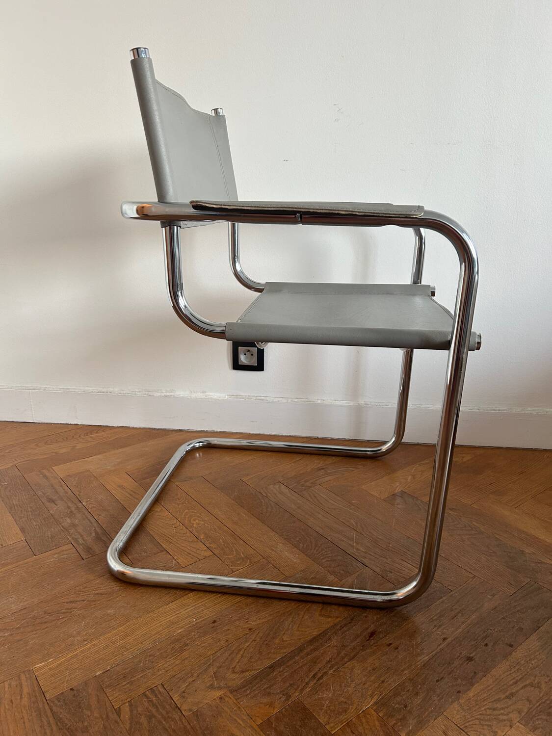 MG5 Grassi style chrome armchair