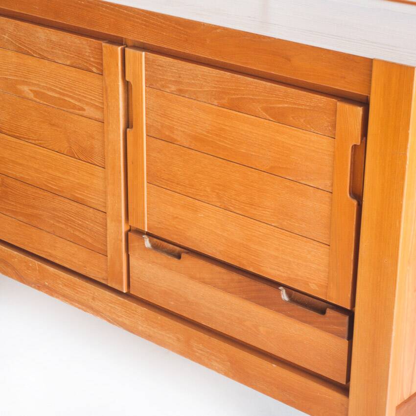 Vintage sideboard in elm wood. Edition by Simat. France 1970s.