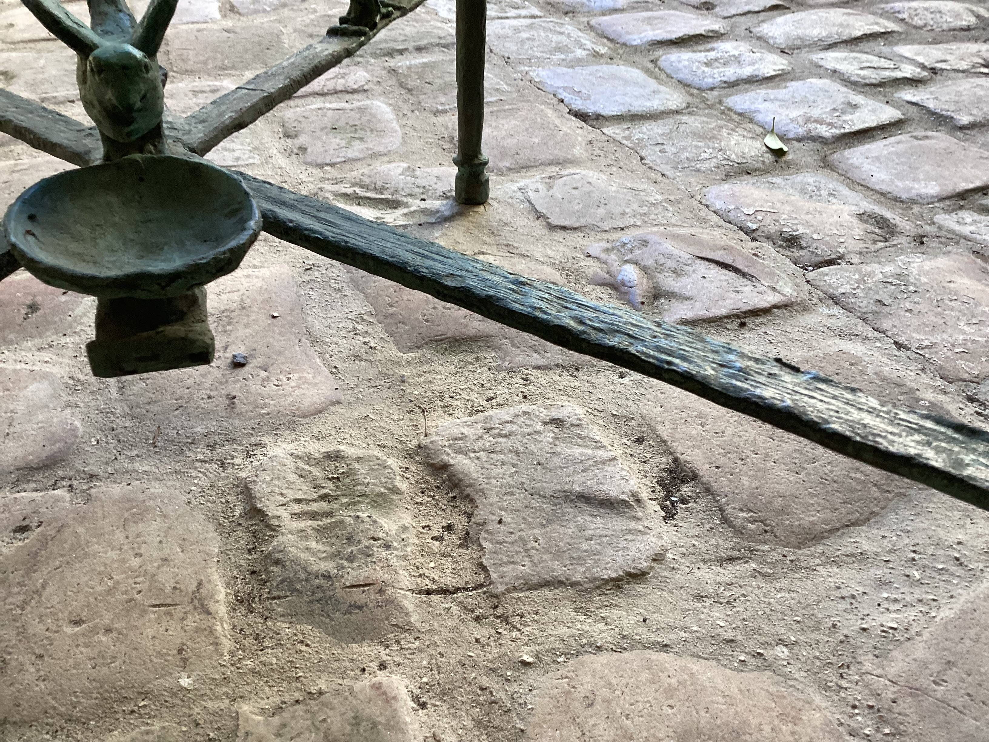 Bronze coffee table in the spirit of Giacometti.
